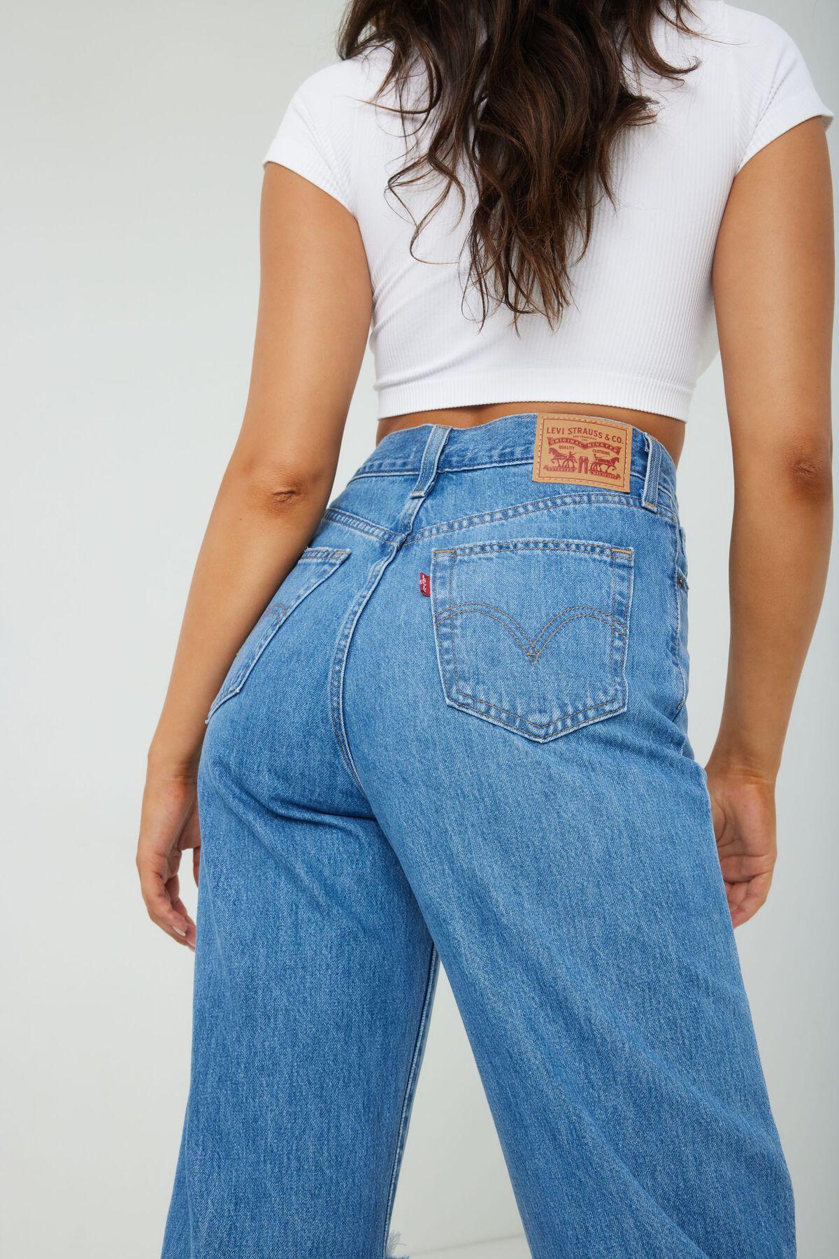 LEVI'S High Waisted Straight Ripped Jean Product Image