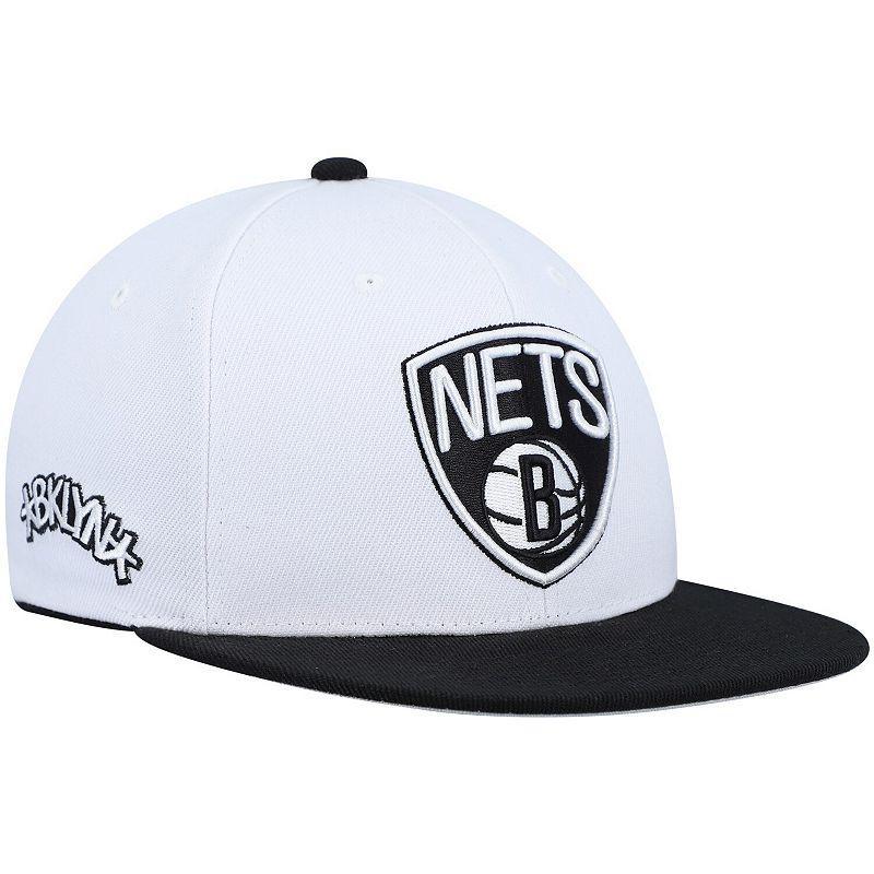 Mens Mitchell & Ness Brooklyn Nets Core Side Snapback Hat Product Image