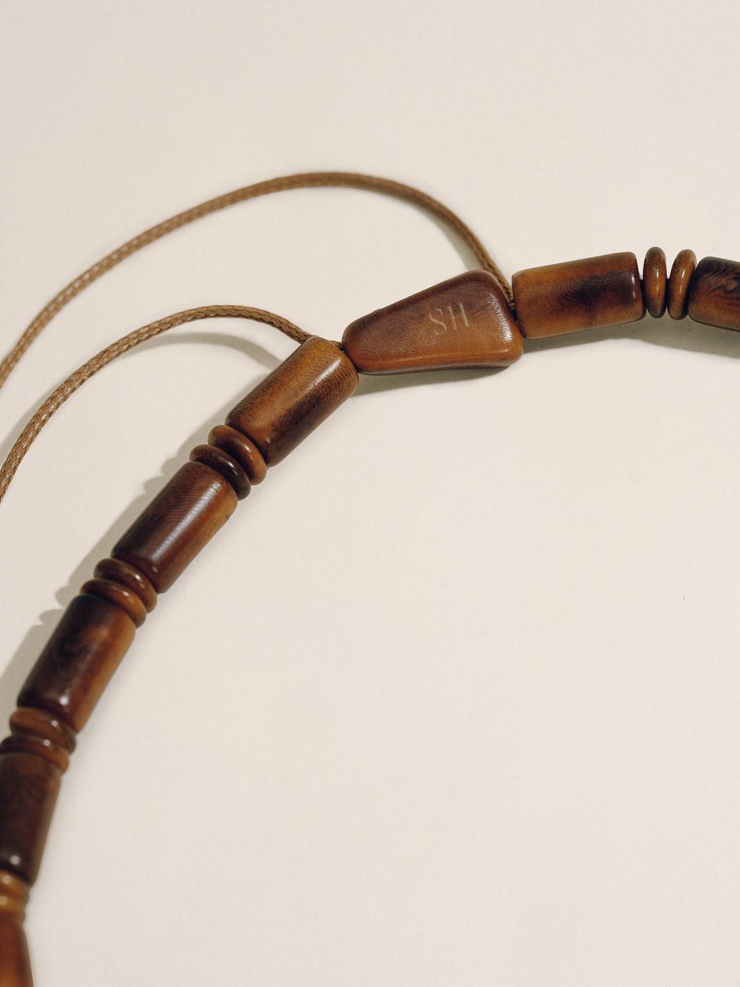 The Choker in Cognac Product Image