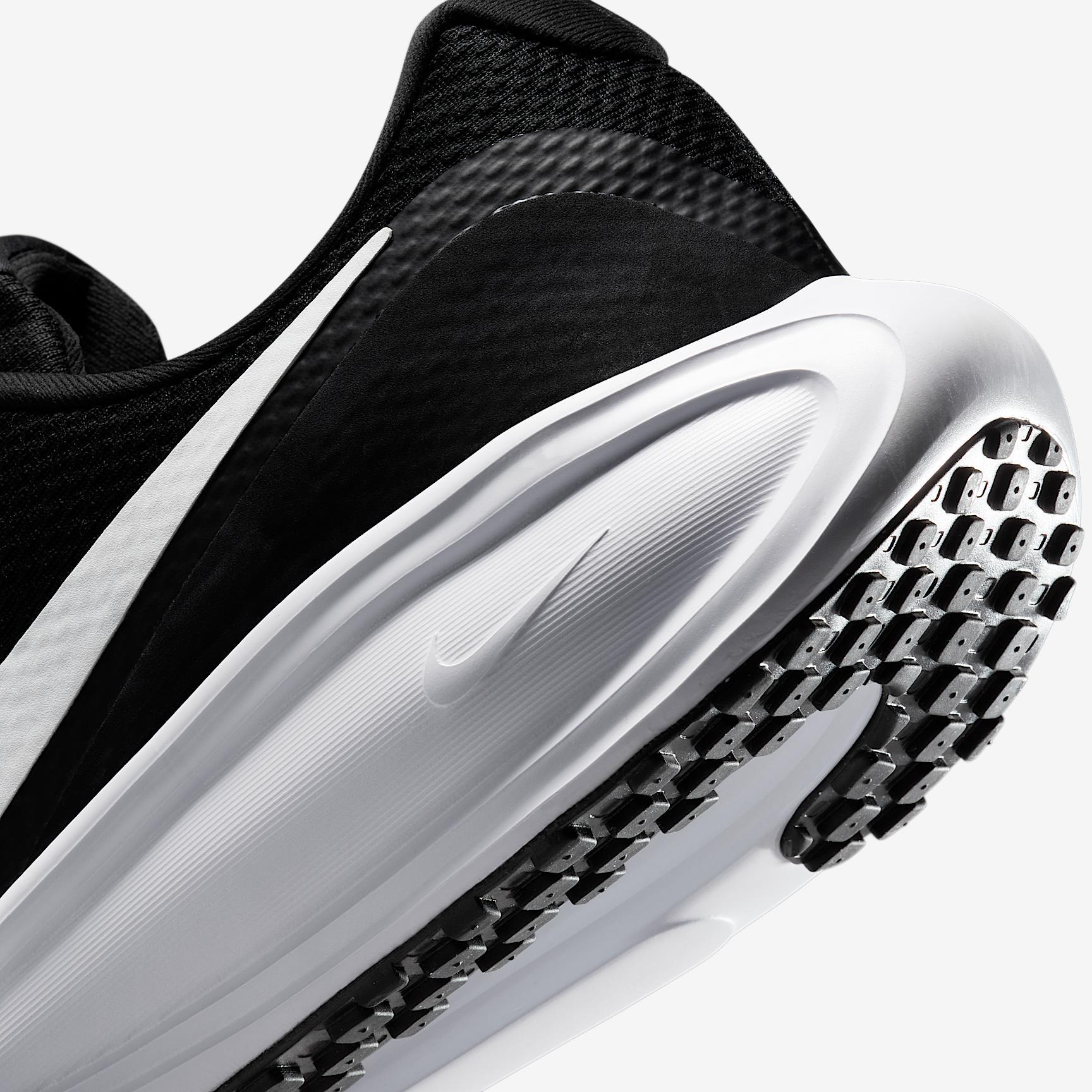 Nike Revolution 8 Men's Road Running Shoes (Extra Wide) Product Image
