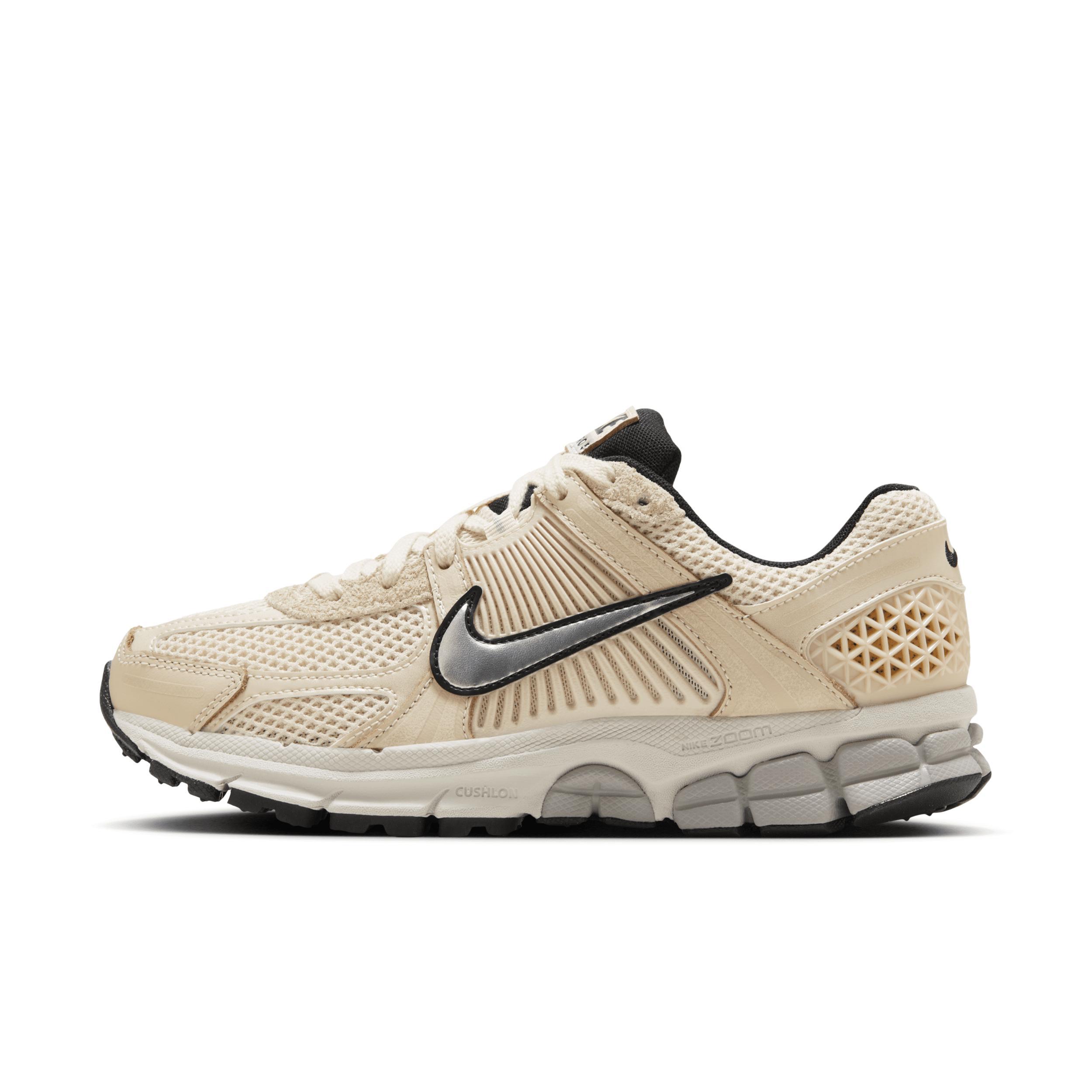 Womens Nike Zoom Vomero 5 Casual Shoes Product Image