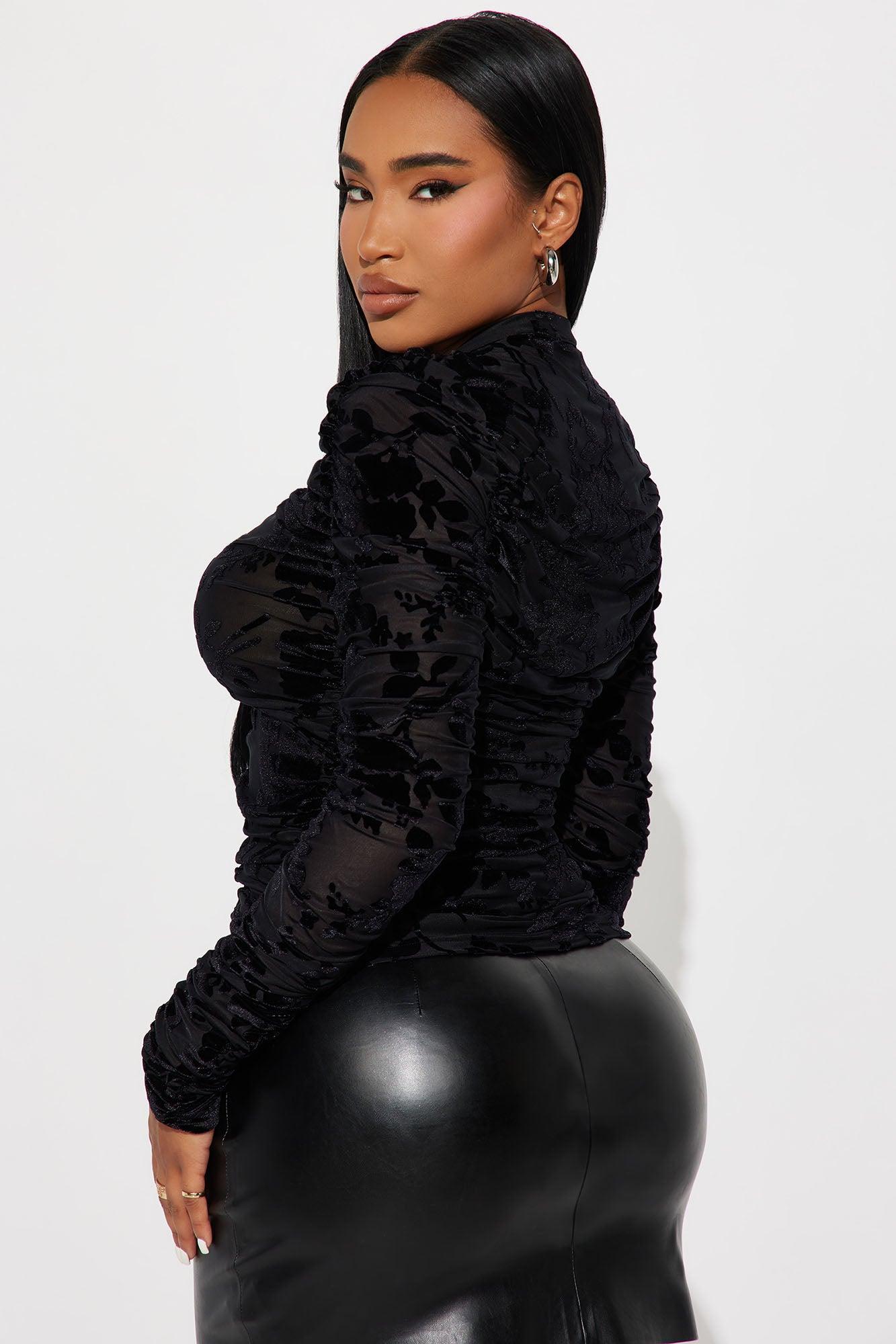 Evalynn Velvet Top - Black Product Image