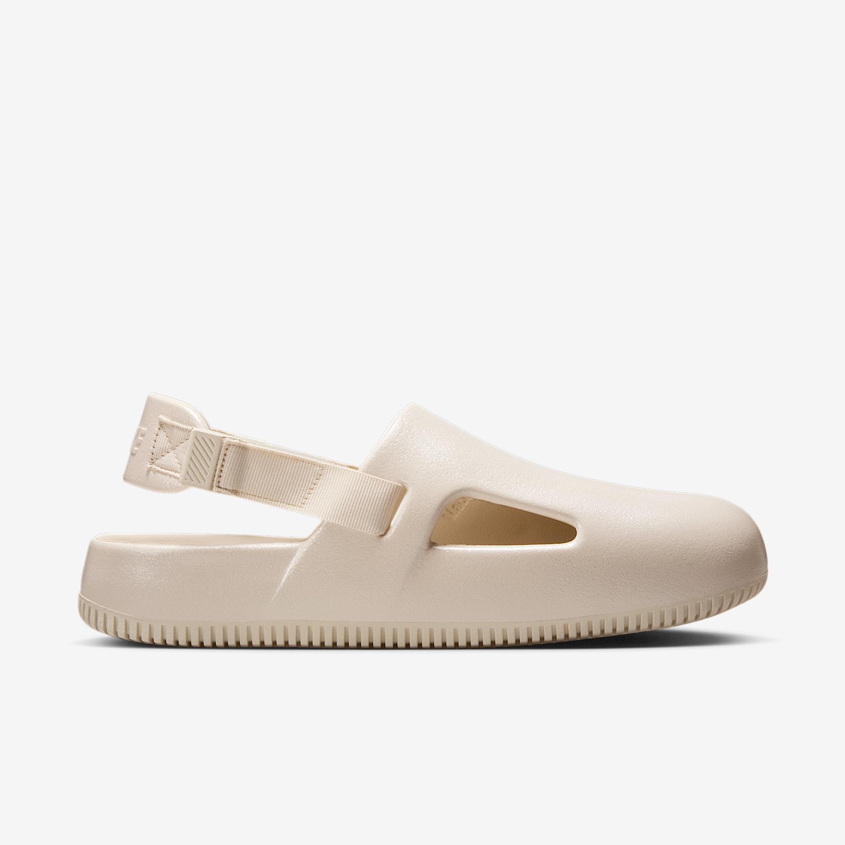 Nike Calm Pearlized Women's Mules Product Image