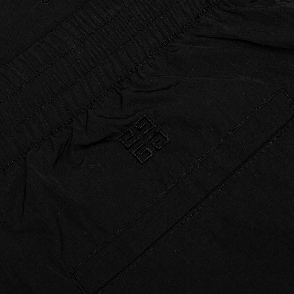 Men's Adaptive Seated Fit Straight Leg Chino Pants - Goodfellow & Co™ Black 33x34: Cotton Spandex Blend Product Image