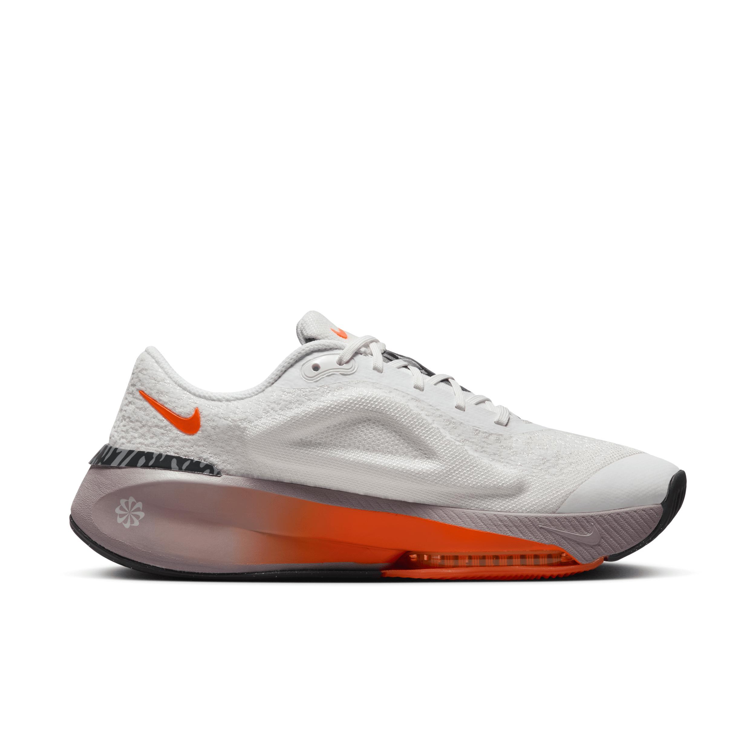 Nike Versair Premium Women's Workout Shoes Product Image