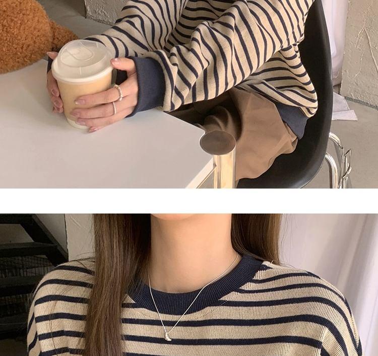 Round Neck Striped Contrast Trim Pullover Product Image