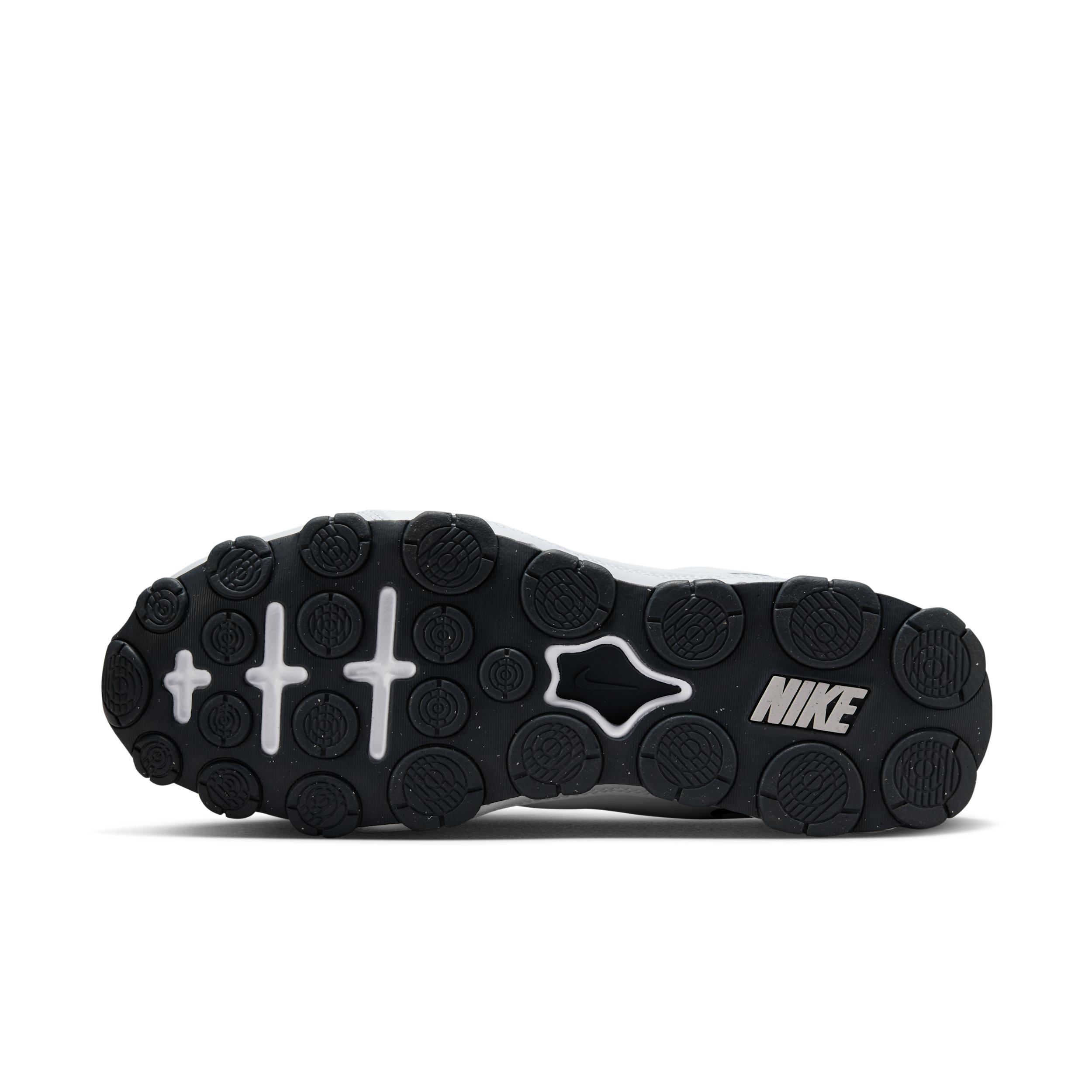 Nike Men's Reax 8 TR Workout Shoes Product Image