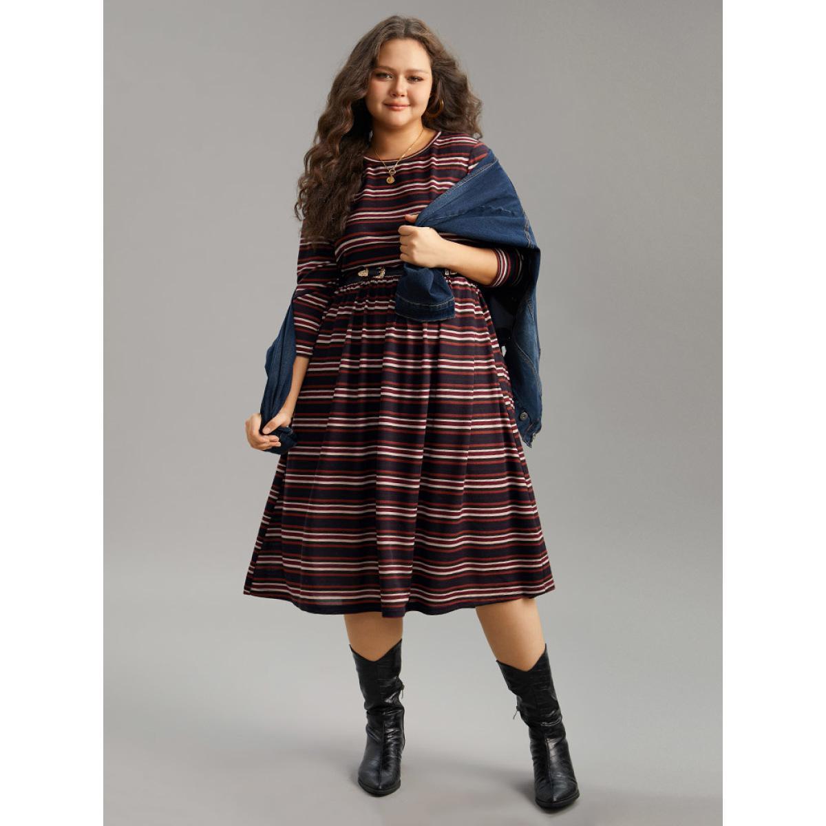Plus Size Striped Print Round Neck Pocket Elastic Waist Dress Black Women Casual Printed Round Neck Long Sleeve Curvy Midi Dress BloomChic 22-24/3X Product Image