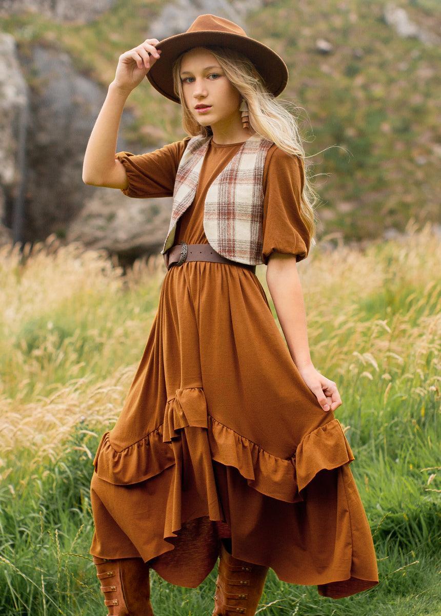 Meike Vest in Ecru Plaid Girls Product Image
