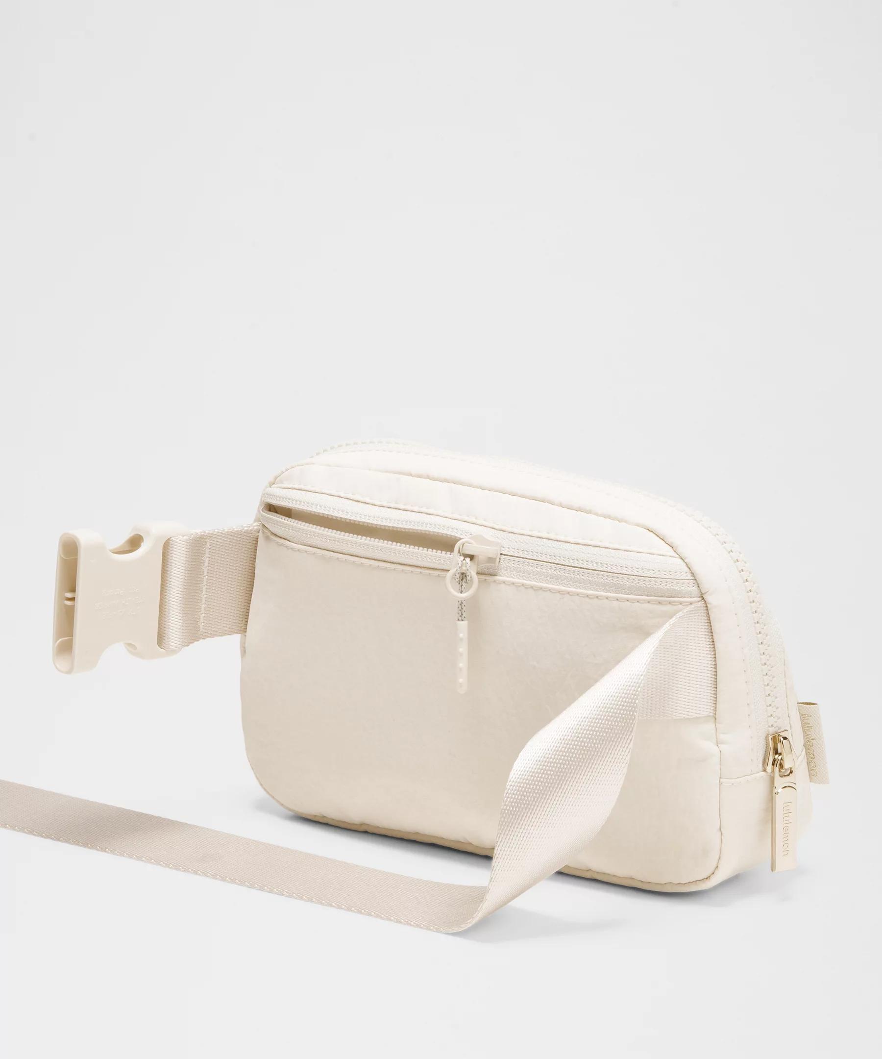 Everywhere Belt Bag with Long Strap 1L Product Image