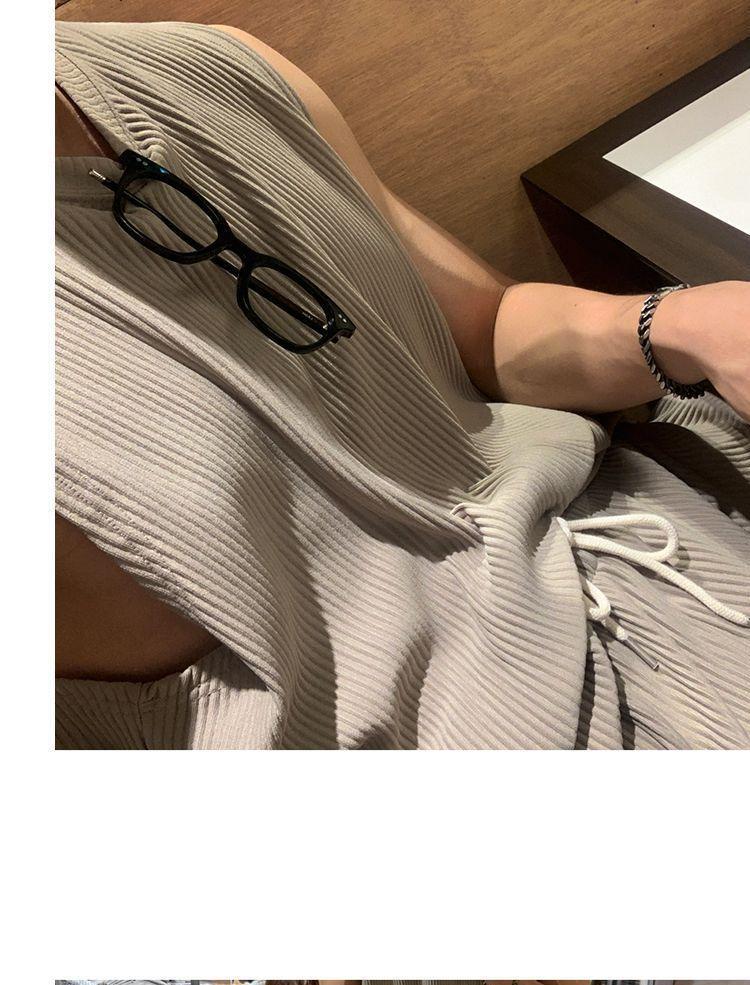 Plain Tank Top / Sweatpants Product Image