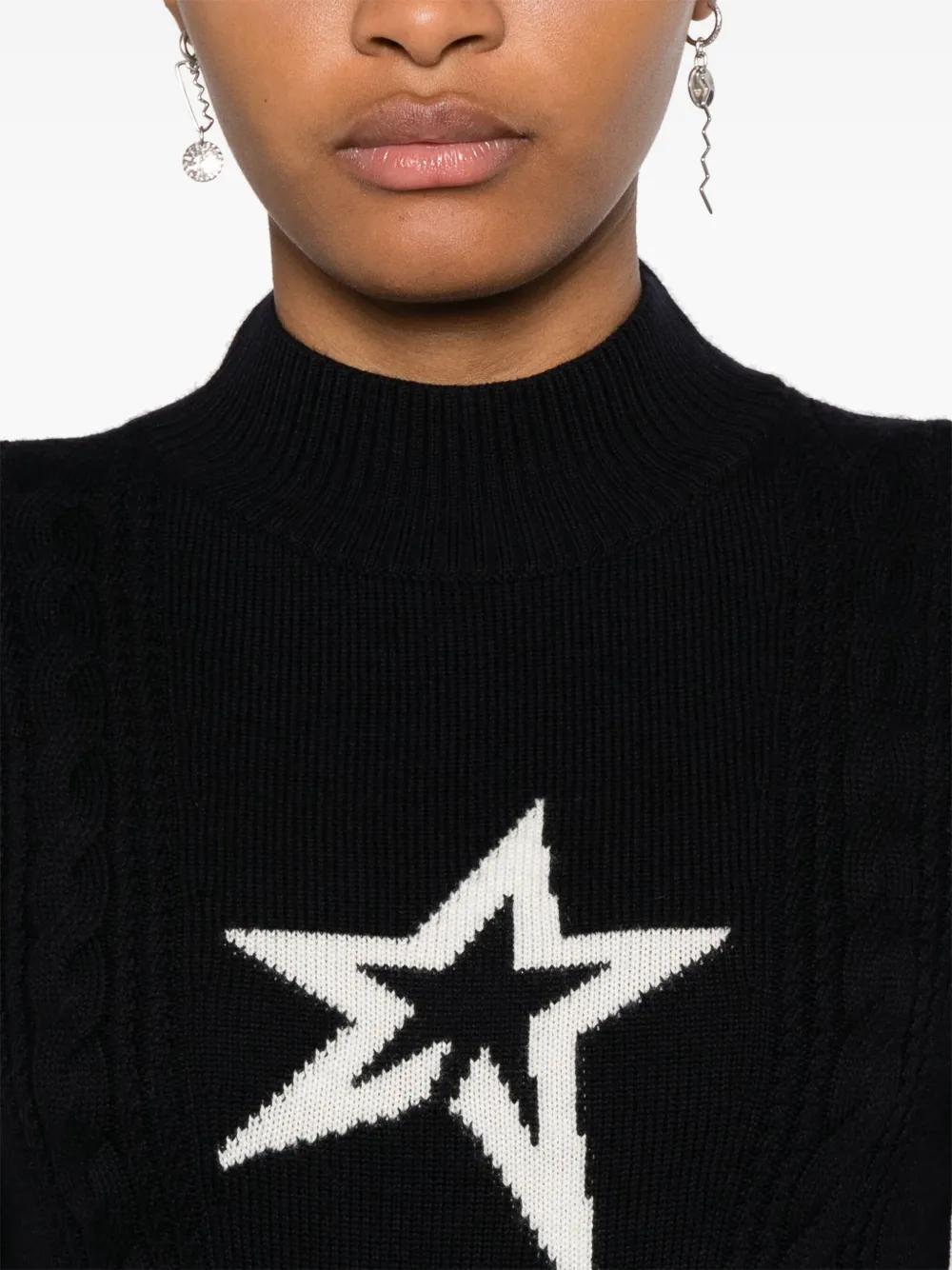 Cable sweater Product Image