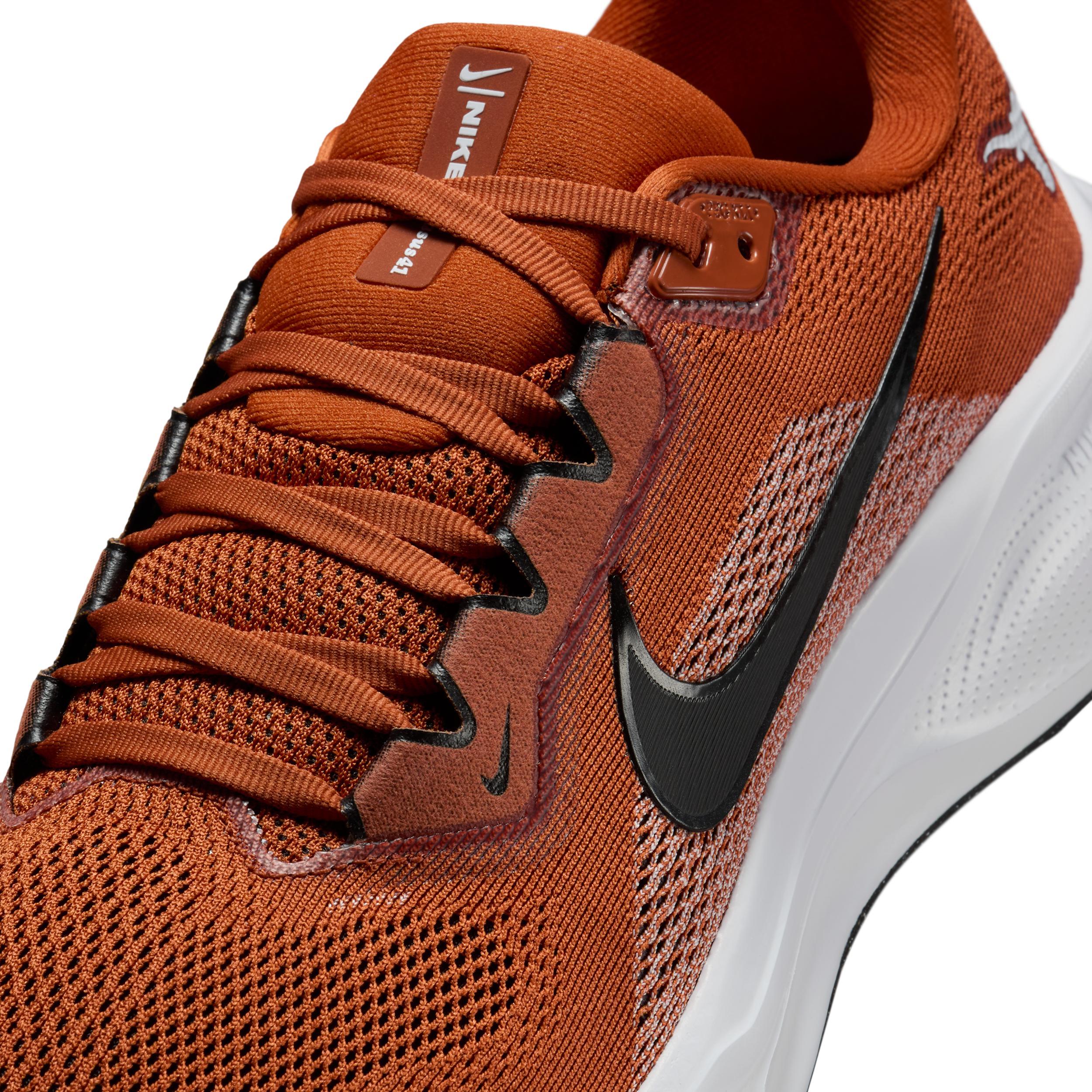 Texas Pegasus 41 Nike Men's College Road Running Shoes Product Image