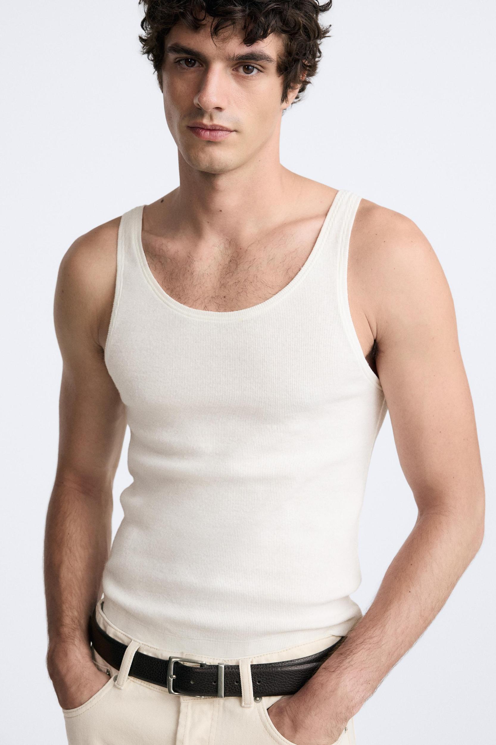 TANK TOP Product Image