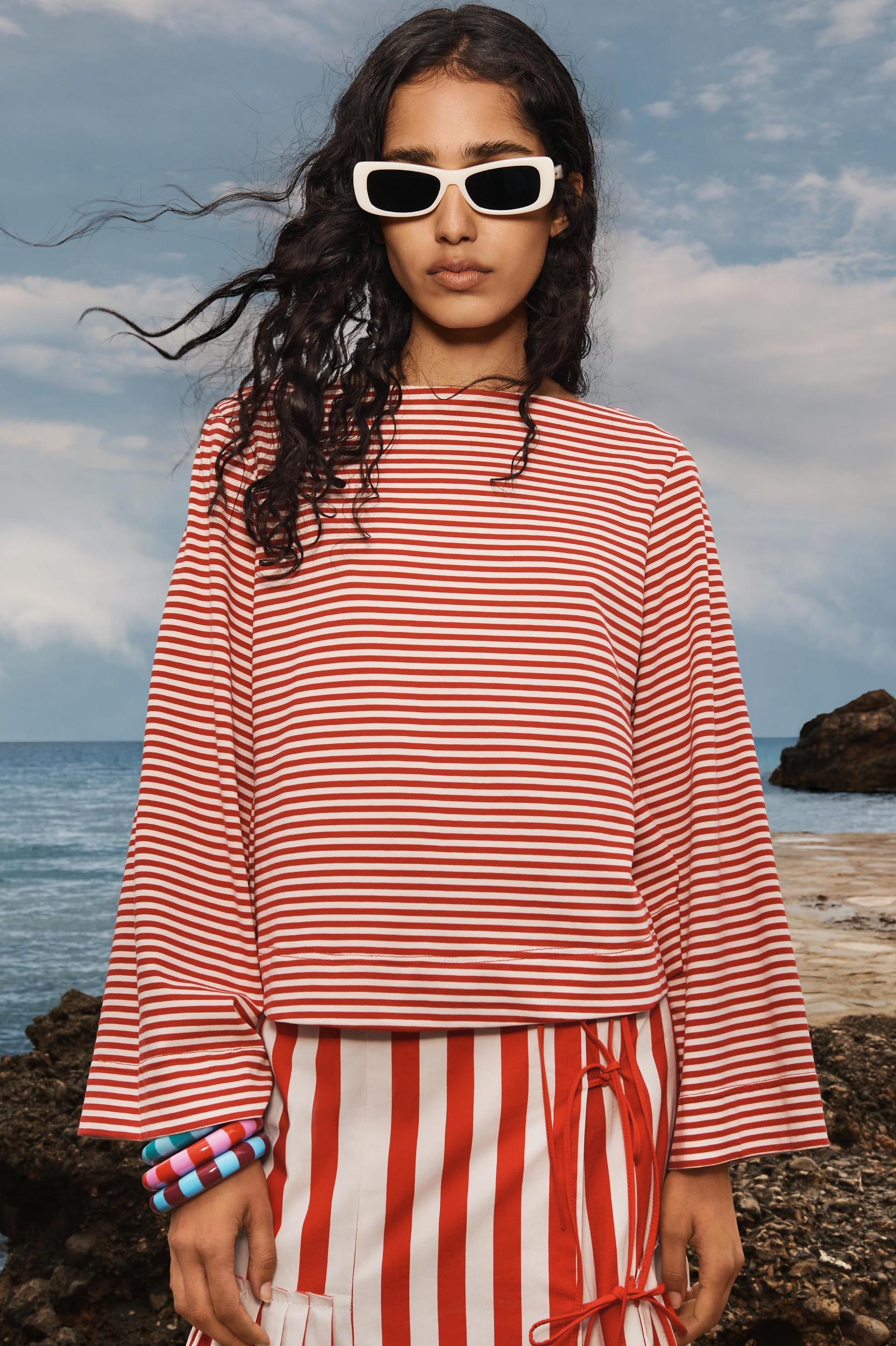 LIMITED EDITION STRIPED MIDI SKIRT Product Image