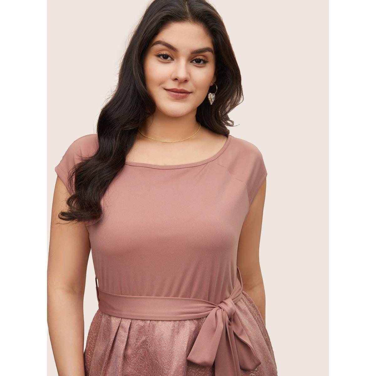 Plus Size Textured Mesh Patchwork Belted Boat Neck Dress DustyPink Women Cocktail Non Boat Neck Cap Sleeve Curvy Midi Dress BloomChic 18-20/2X Product Image