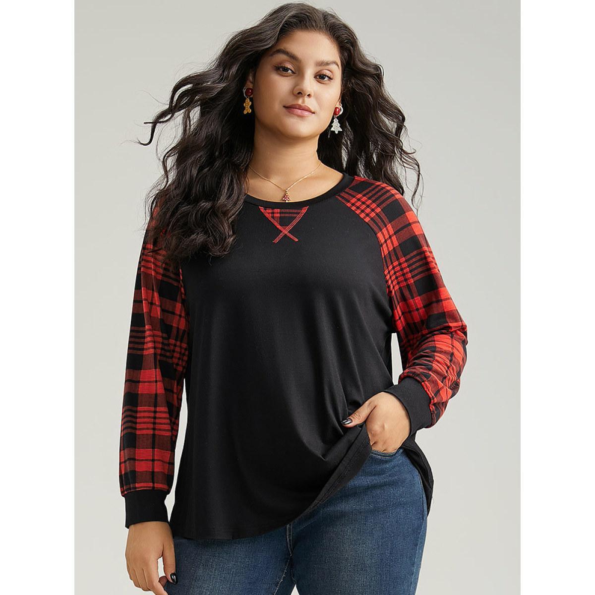 Plus Size Plaid Contrast Stitch Raglan Sleeve T-shirt Black Women Casual Elastic cuffs Plaid Round Neck Festival-Christmas T-shirts BloomChic 30/6X Product Image