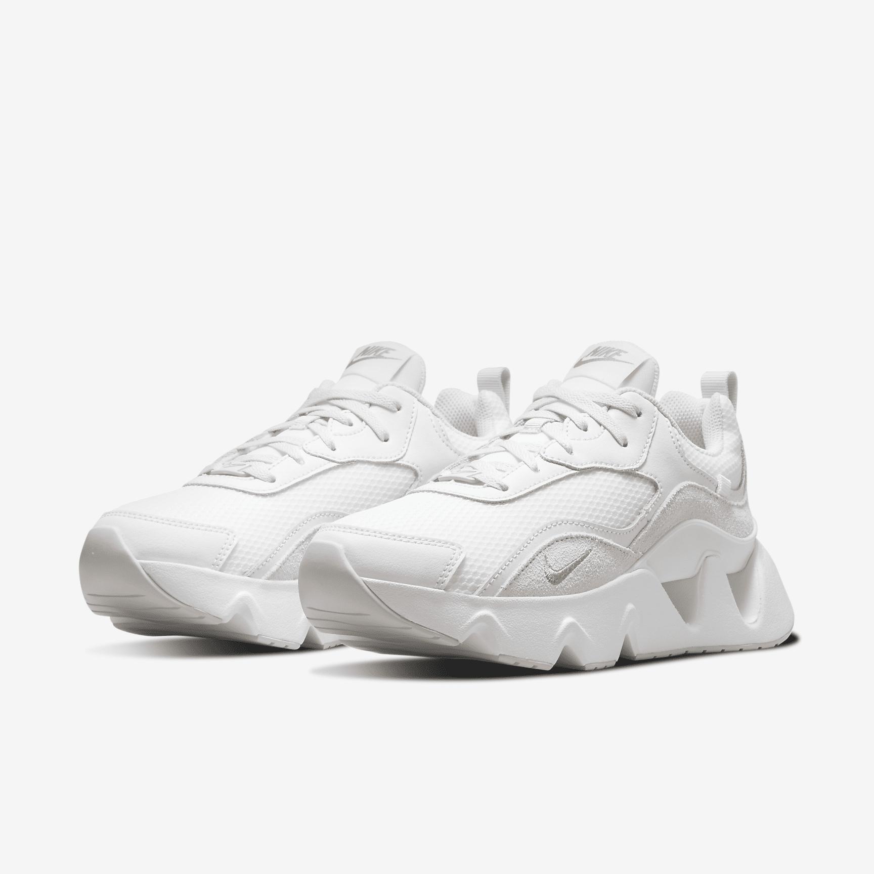 Nike Women's Ryz 365 2 Shoes Product Image