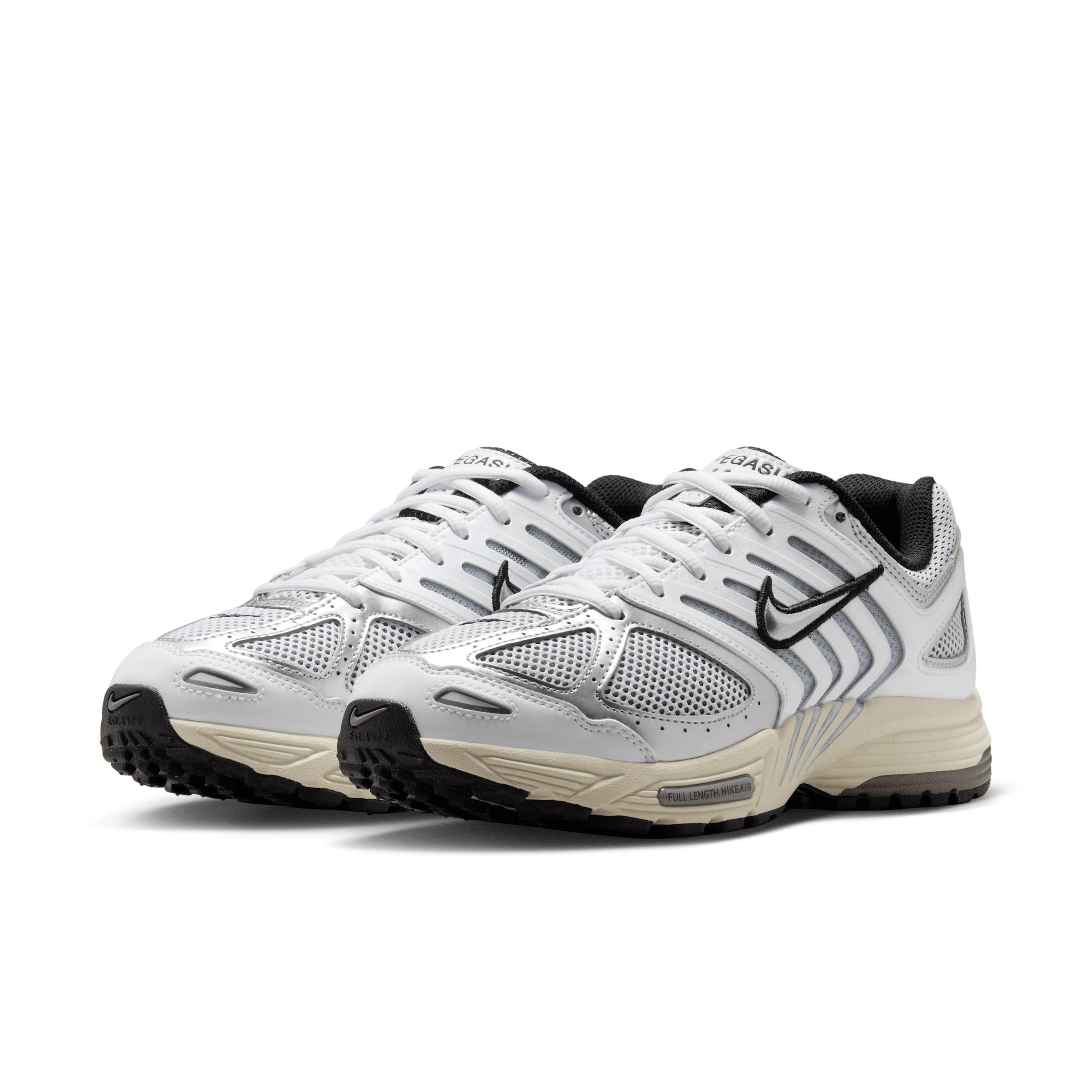 Nike Women's Air Pegasus 2005 Shoes Product Image