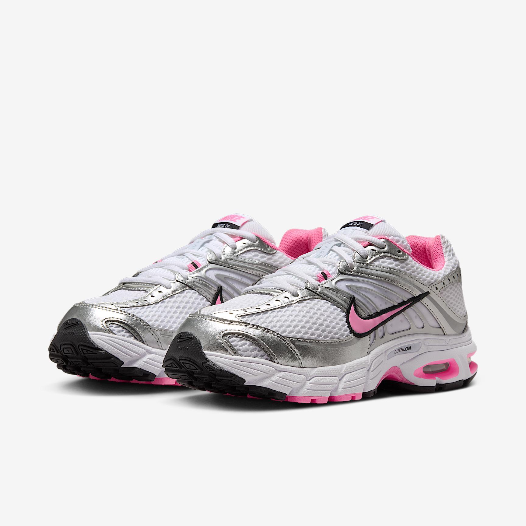 Nike Women's Air Max Moto 2K Shoes Product Image