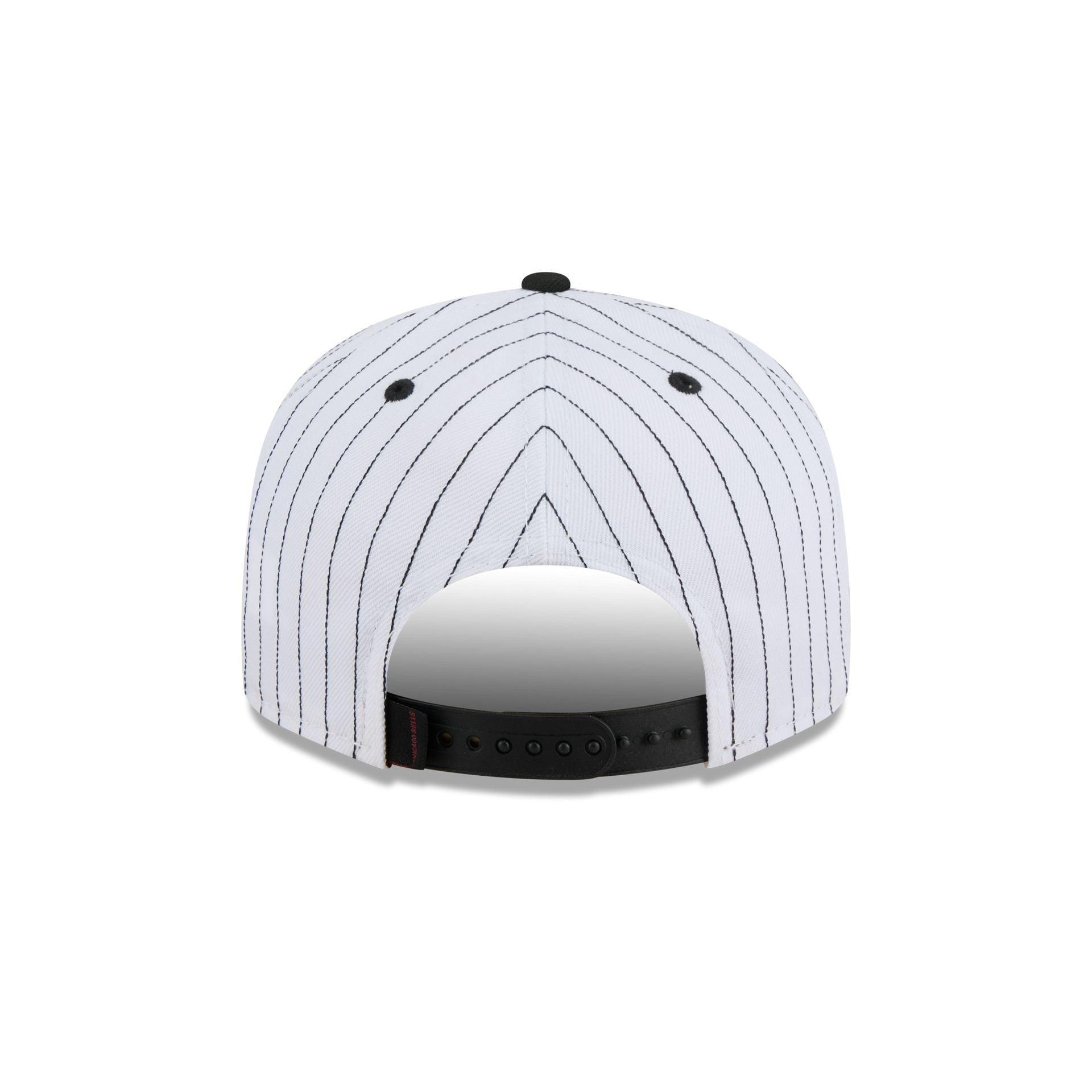 Chicago Bulls Deceptor Pinstripe 9FIFTY Snapback Hat Male Product Image