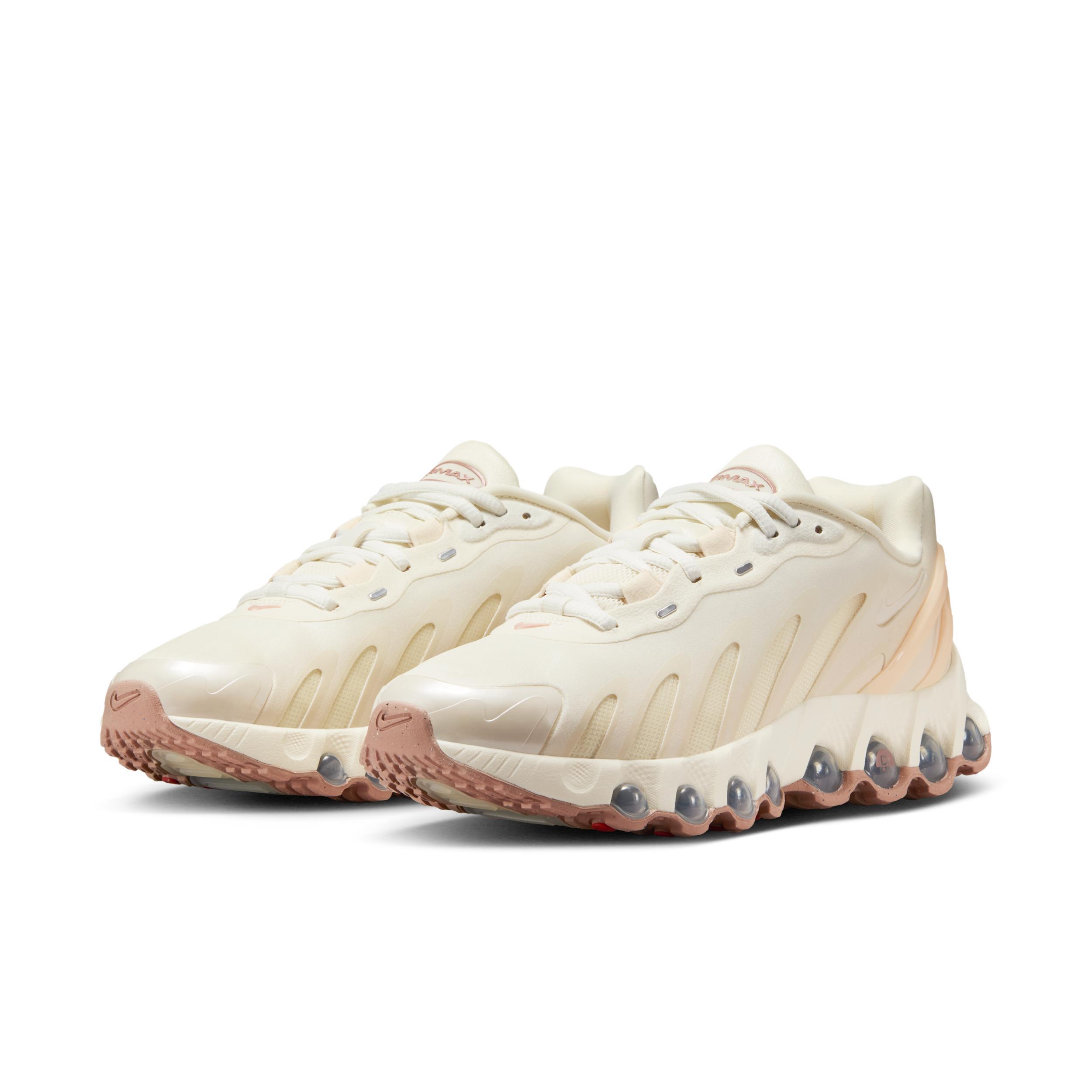 Nike Women's Air Max Dn8 Shoes Product Image