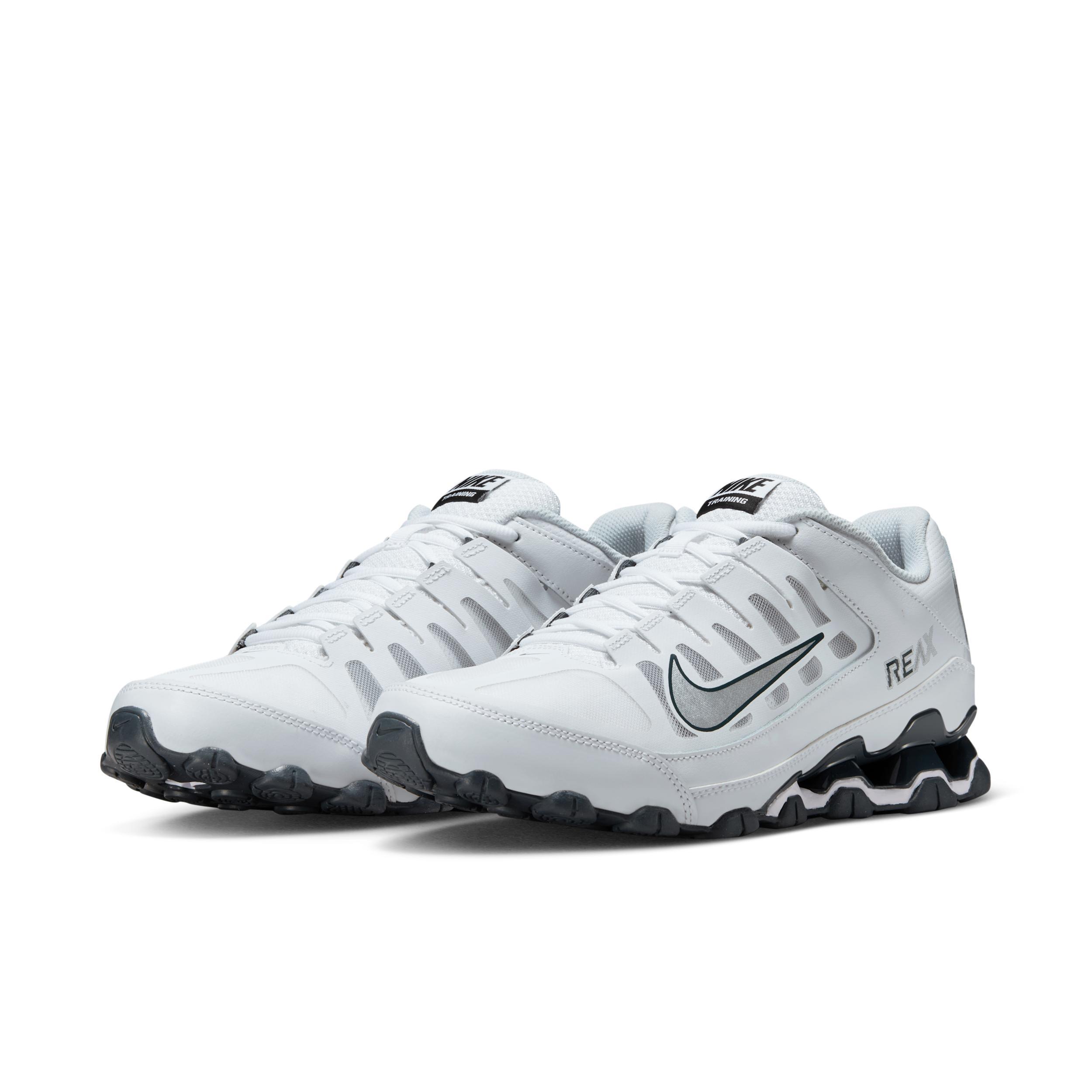 Nike Men's Reax 8 TR Workout Shoes Product Image