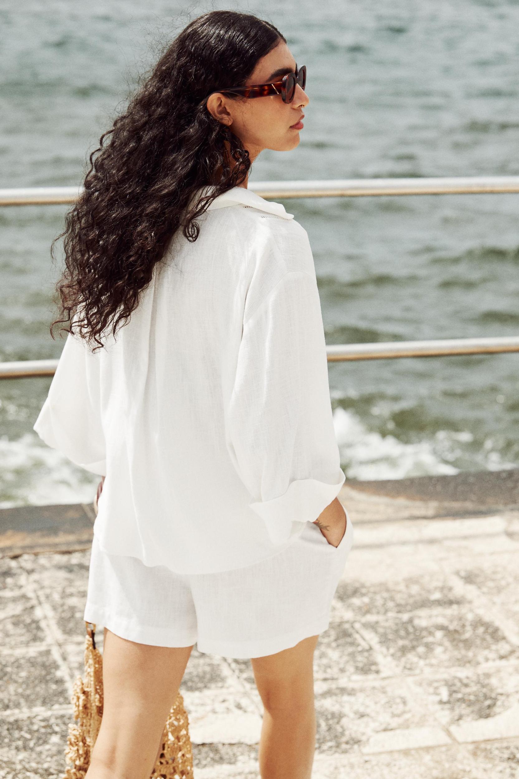 LADDER STITCH WIDE SLEEVE SHIRT Product Image