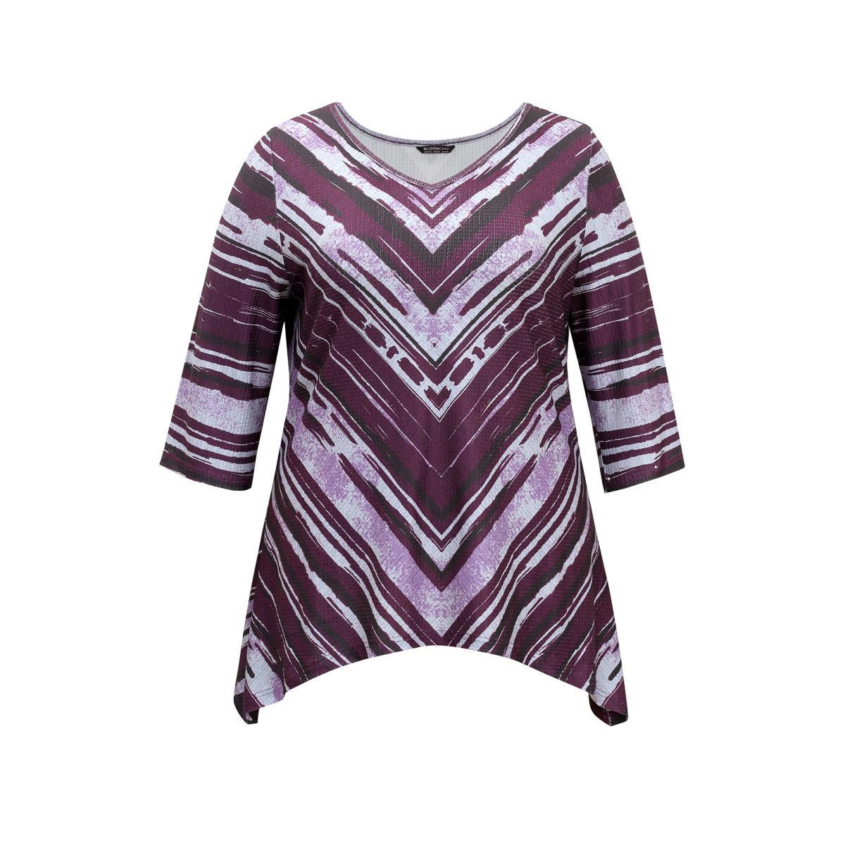 Plus Size Contrast Striped V Neck Asymmetrical Hem T-shirt Heather Women Casual Contrast Striped V-neck Everyday T-shirts BloomChic 10/M Product Image