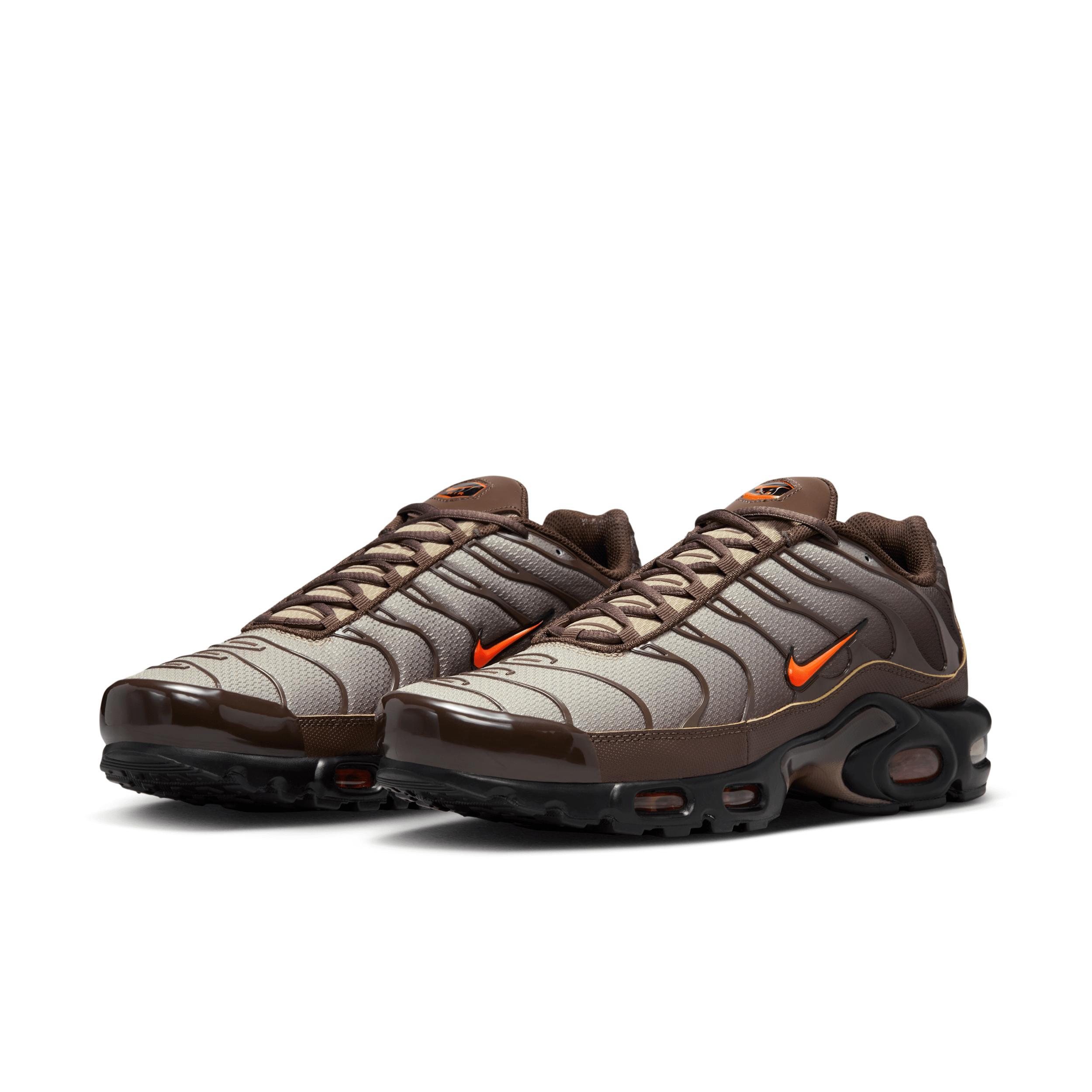 Nike Men's Air Max Plus Shoes Product Image