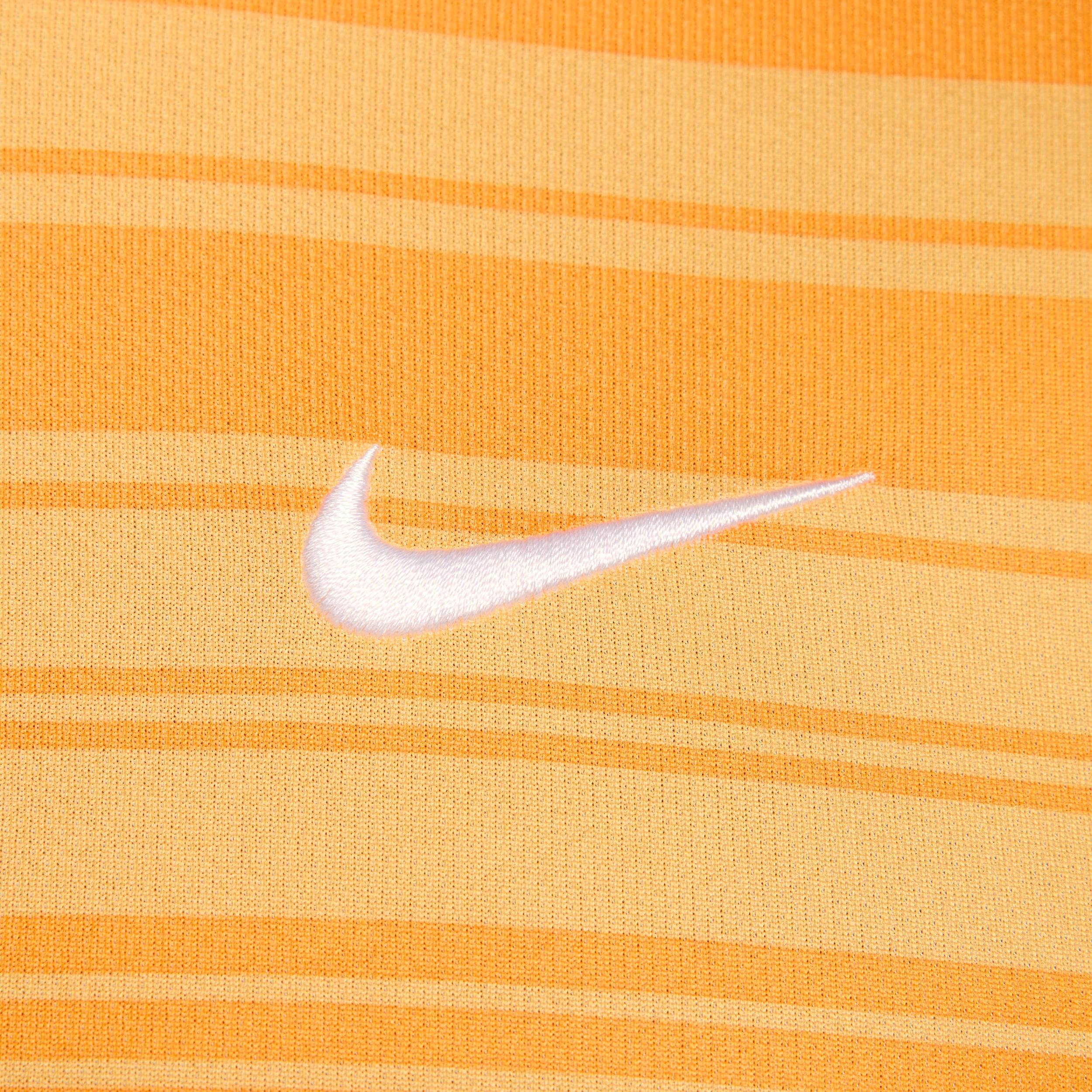 Nike Men's Court Victory Dri-FIT Tennis Top Product Image