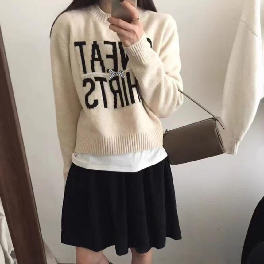 Long-Sleeve Round Neck Lettering Sweater Product Image