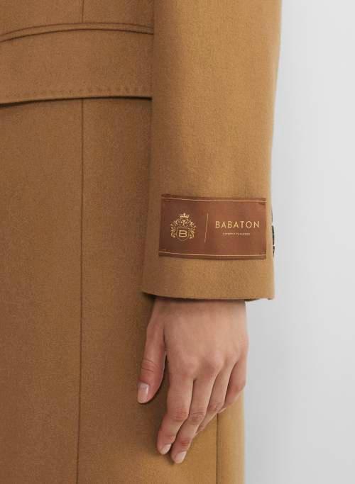 the constant™ coat Product Image