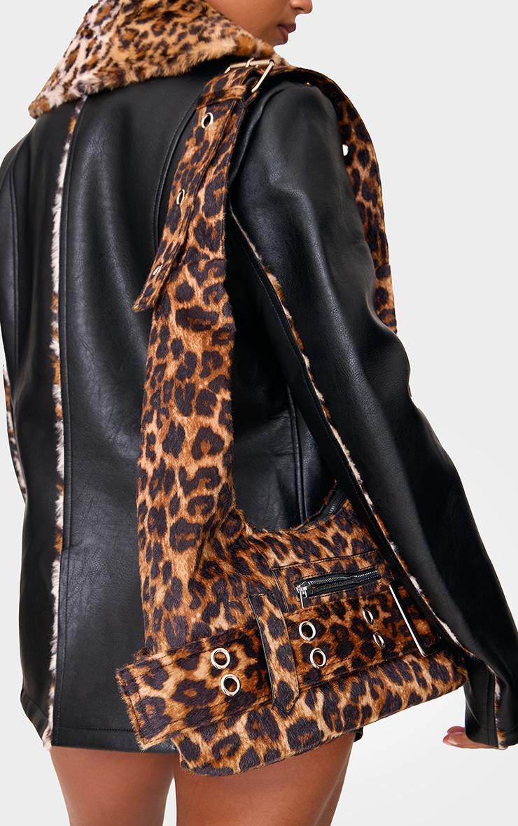 Leopard Buckle Tote Bag Product Image