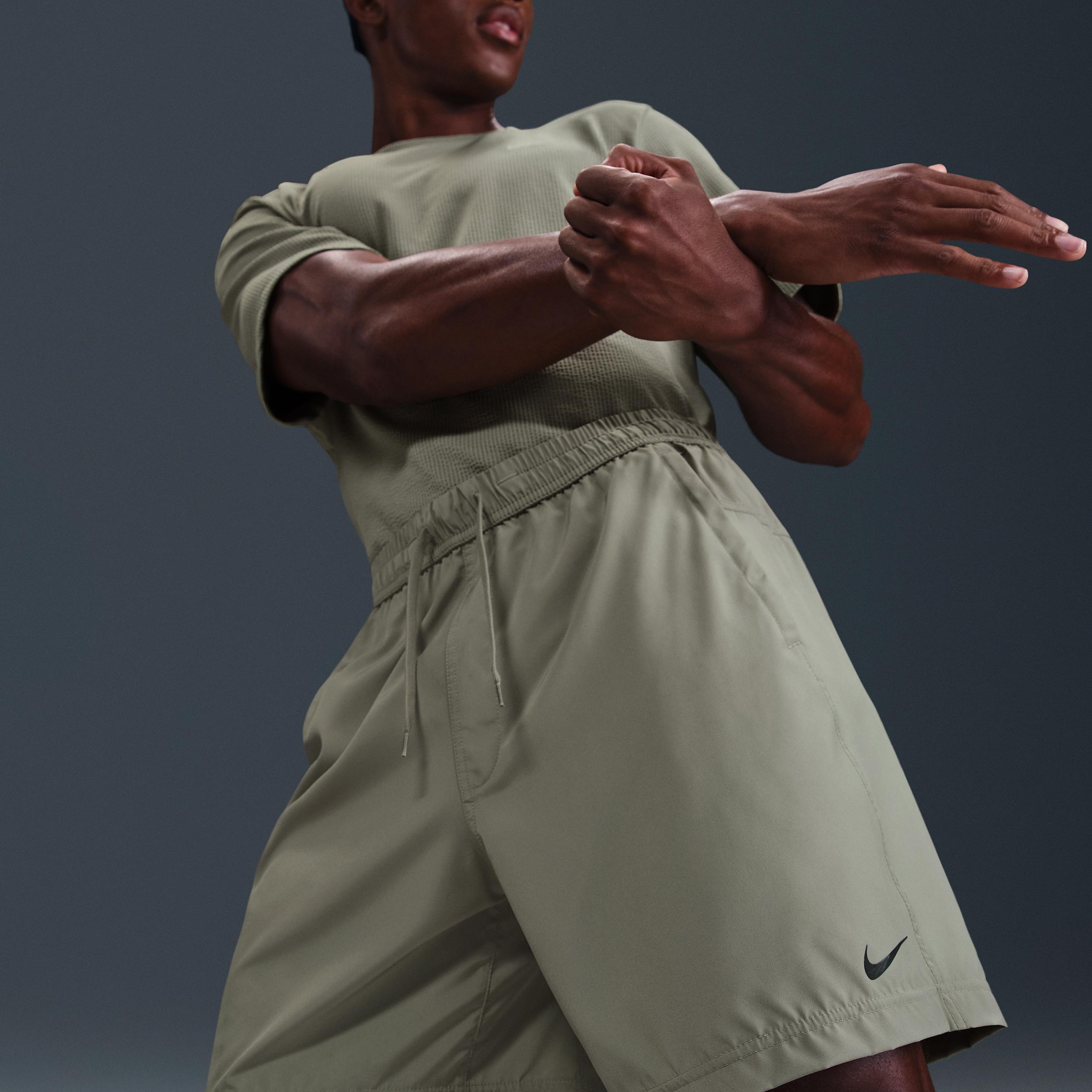 Nike Men's Form Dri-FIT 7" Unlined Versatile Shorts Product Image
