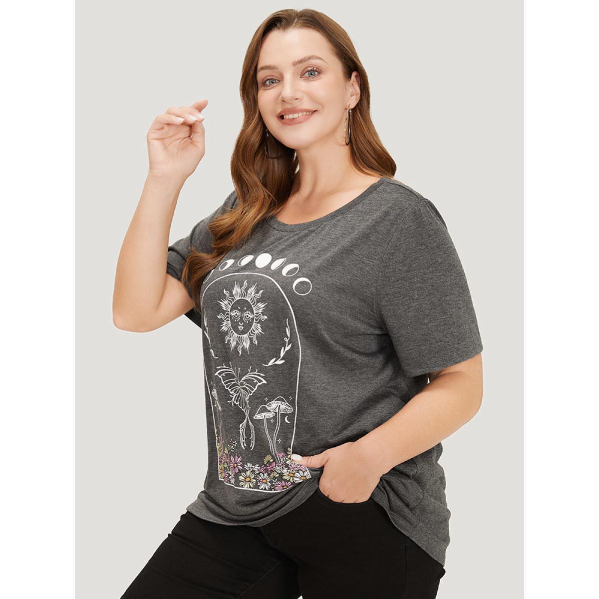 Plus Size Butterfly & Moon Print Heather Graphic T-shirt DimGray Women Casual Heather Star and moon Dailywear T-shirts BloomChic 14-16/1X Product Image