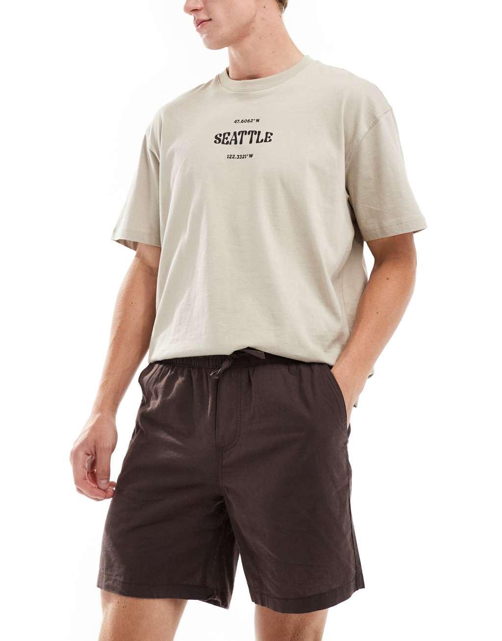 Jack & Jones linen mix pull on shorts in brown  Product Image