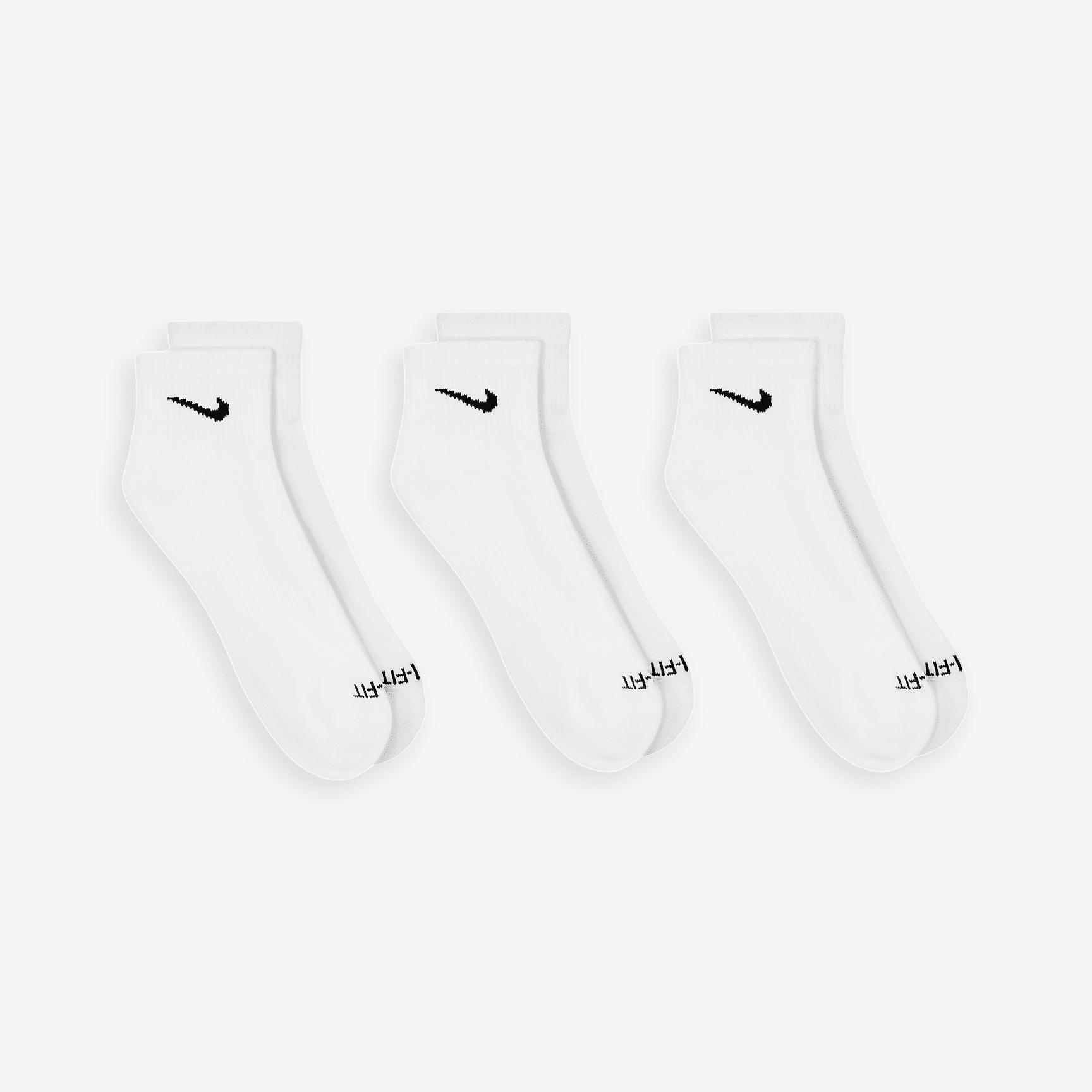 Nike Men's Everyday Plus Cushioned Training Ankle Socks (3 Pairs) Product Image