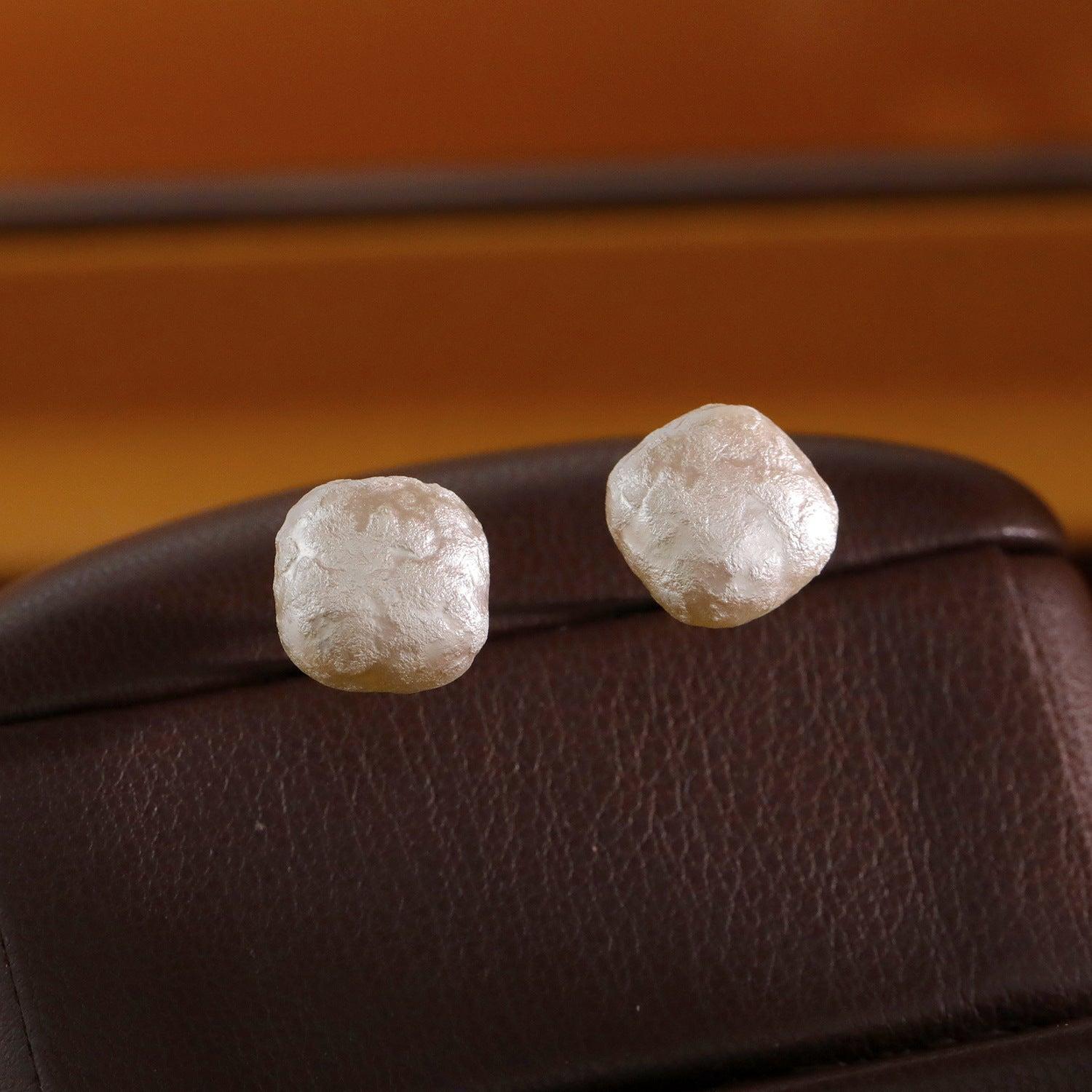 Silver Pearl Earrings Product Image
