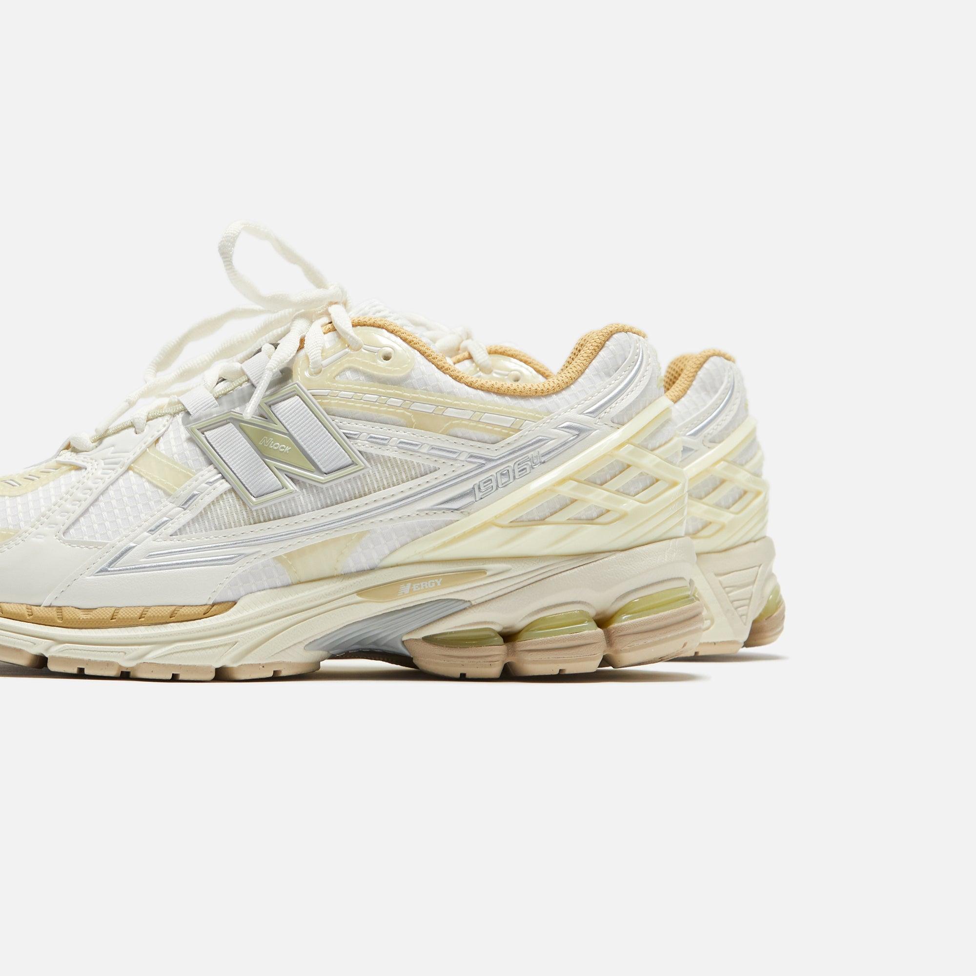 New Balance 1906 - Sea Salt Male Product Image