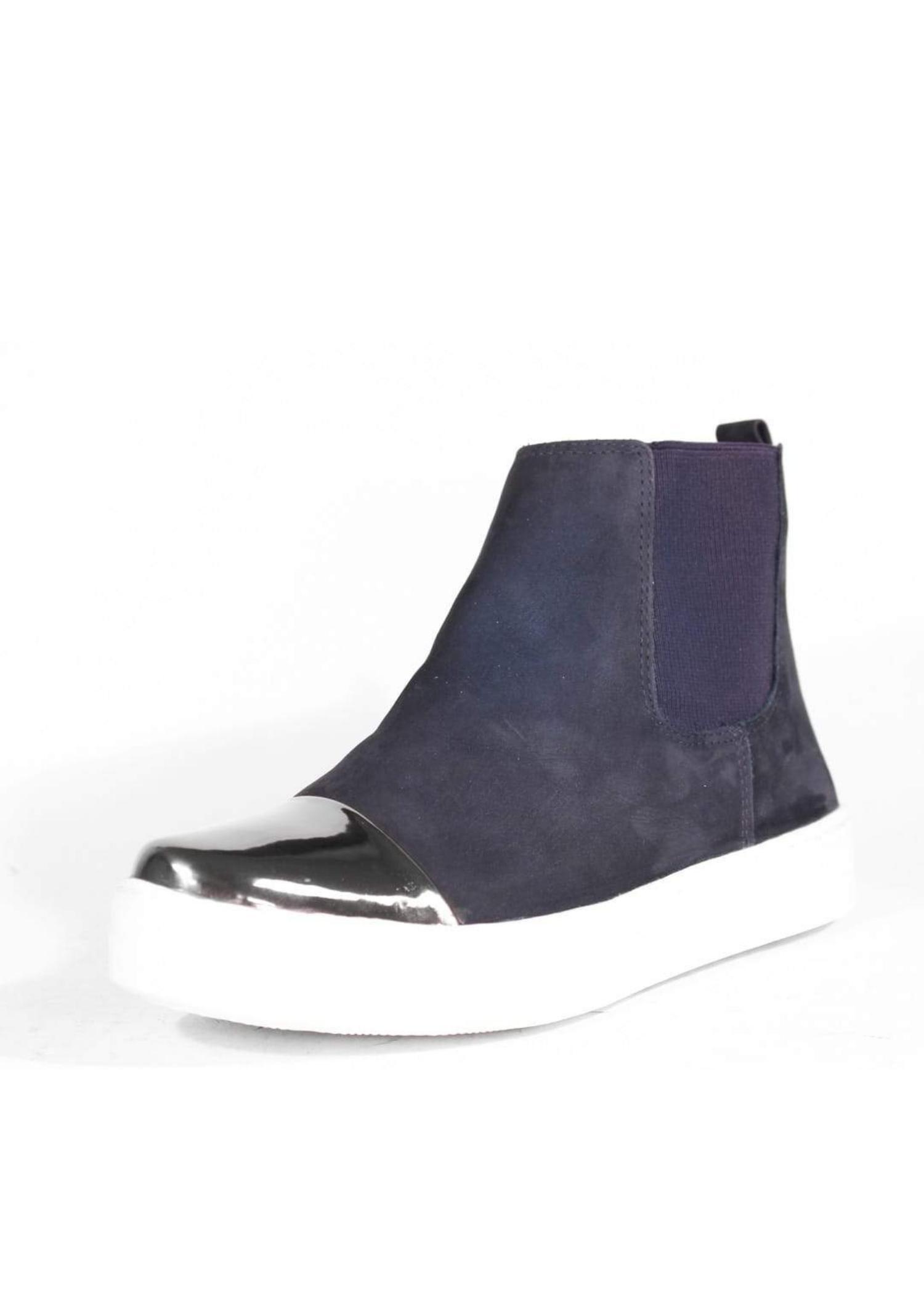 Walter Suede Sneakers Product Image