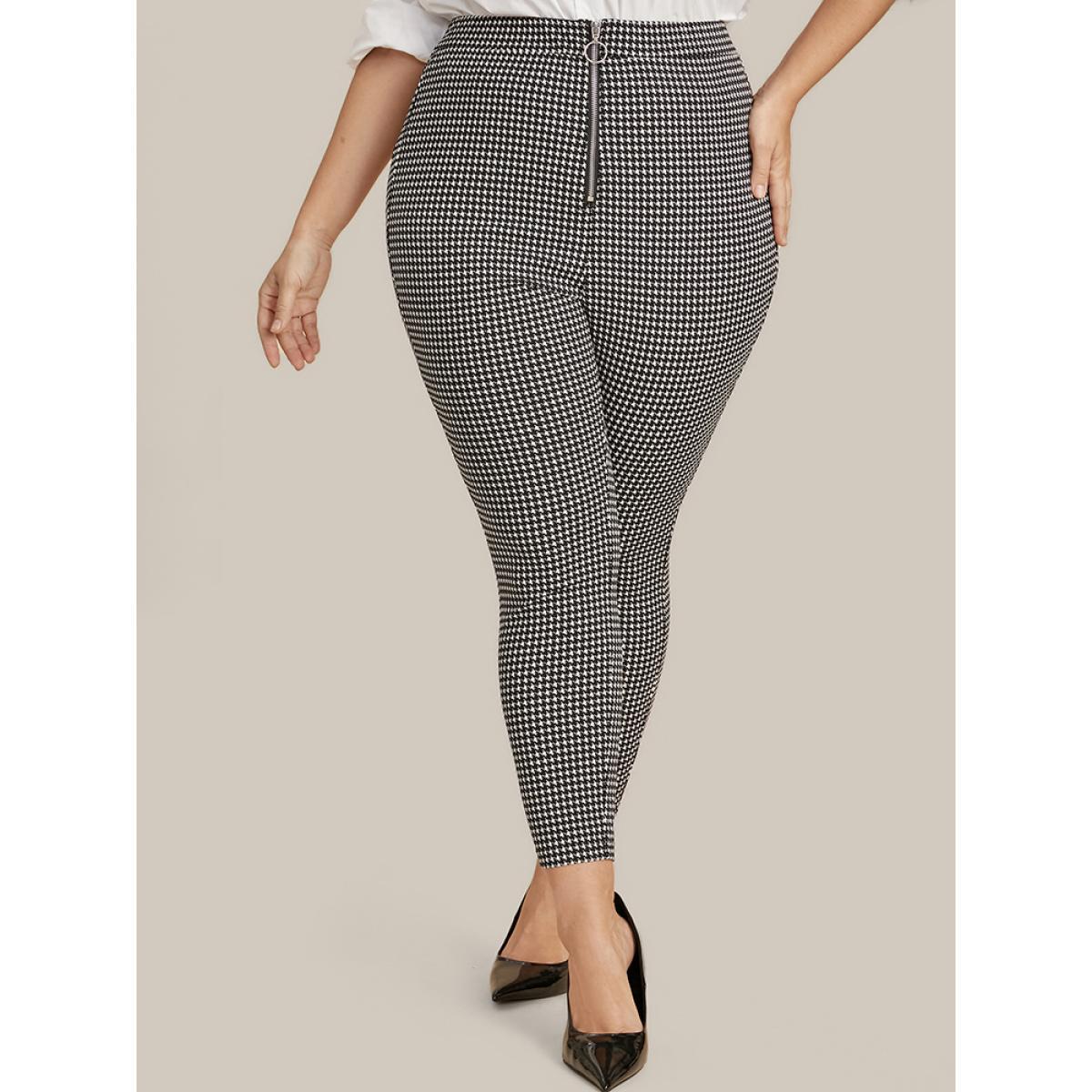 Plus Size Houndstooth O Ring Zipper Elastic Waist Pants Women Black Office Skinny High Rise Work Pants BloomChic 26/4X Product Image