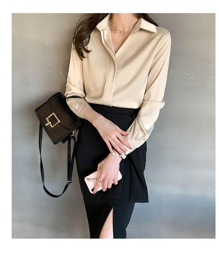 Long-Sleeve Plain Shirt Product Image