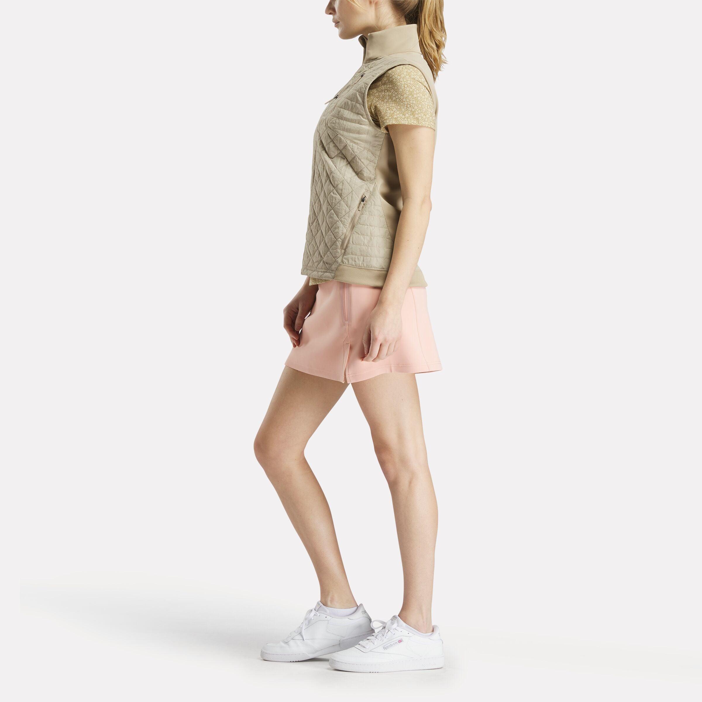 Women's Lightweight Sprint Puffer Golf Vest Product Image