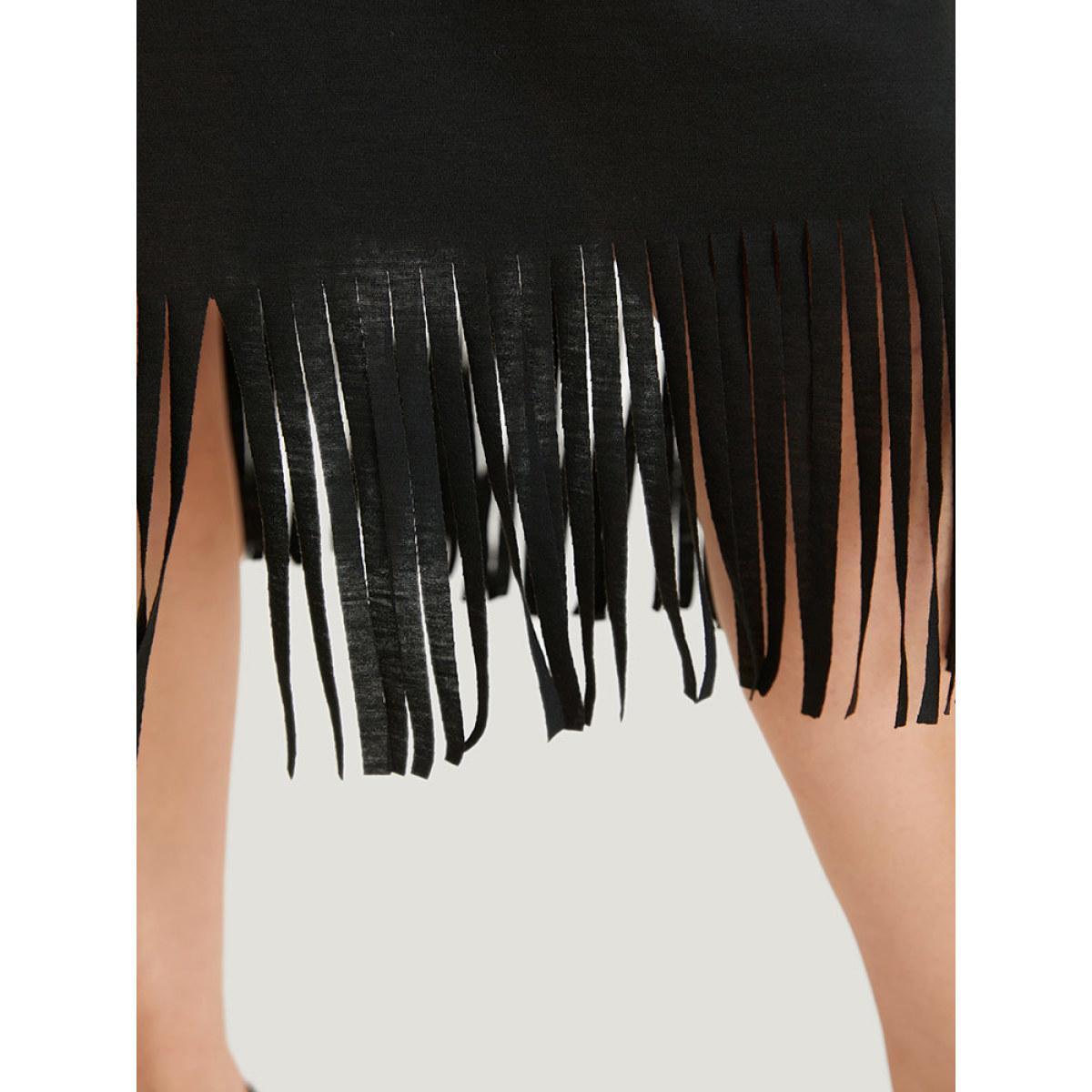 Plus Size Supersoft Essentials Tropical Print Pocket Cold Shoulder Tassel Trim Dress Black Women Casual Tassels Curvy Midi Dress BloomChic 14-16/1X Product Image