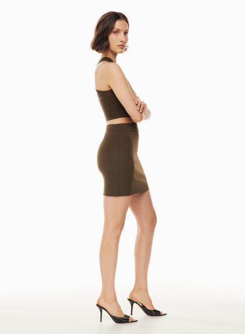 sculpt knit criss cross cropped tank Product Image