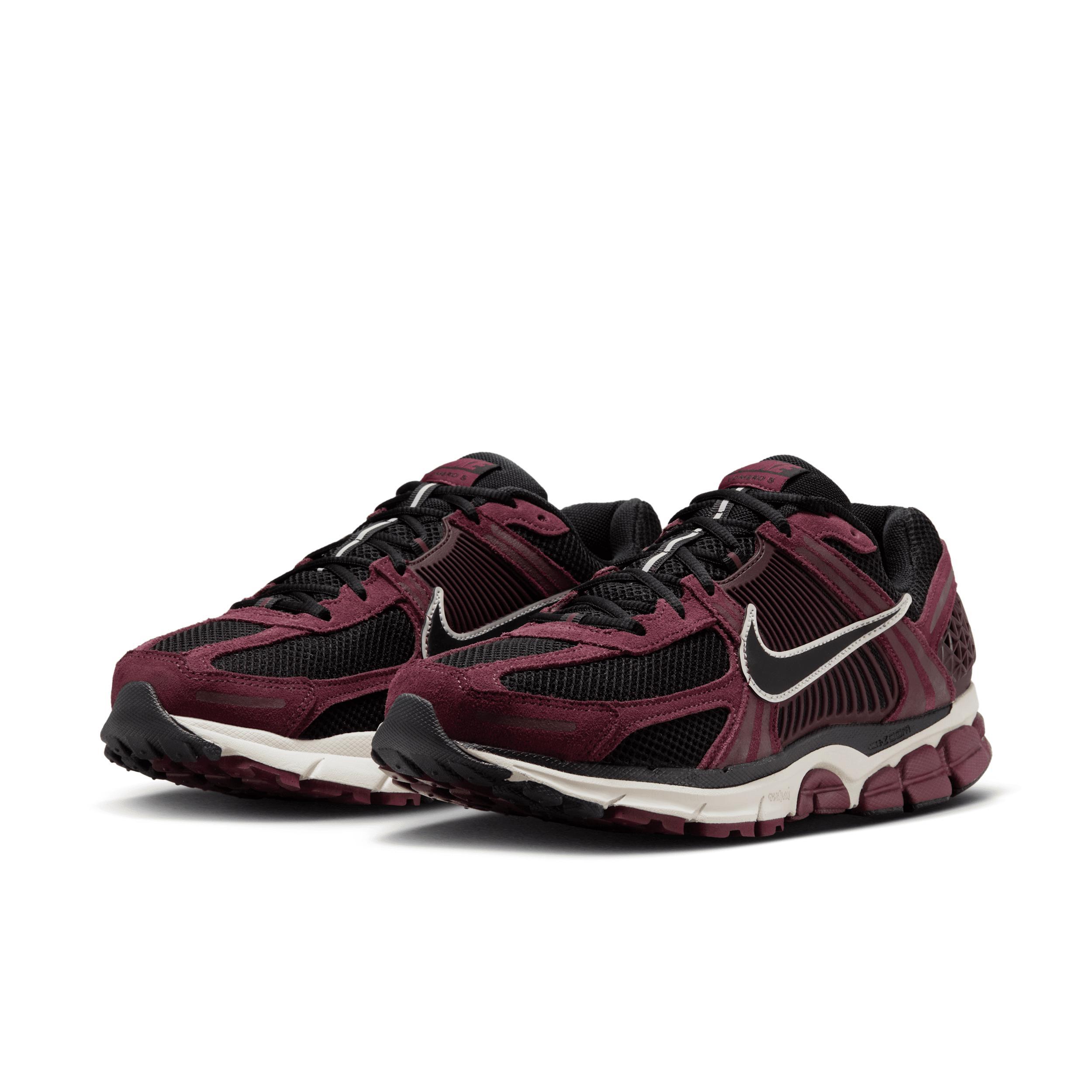 Nike Men's Zoom Vomero 5 Shoes Product Image