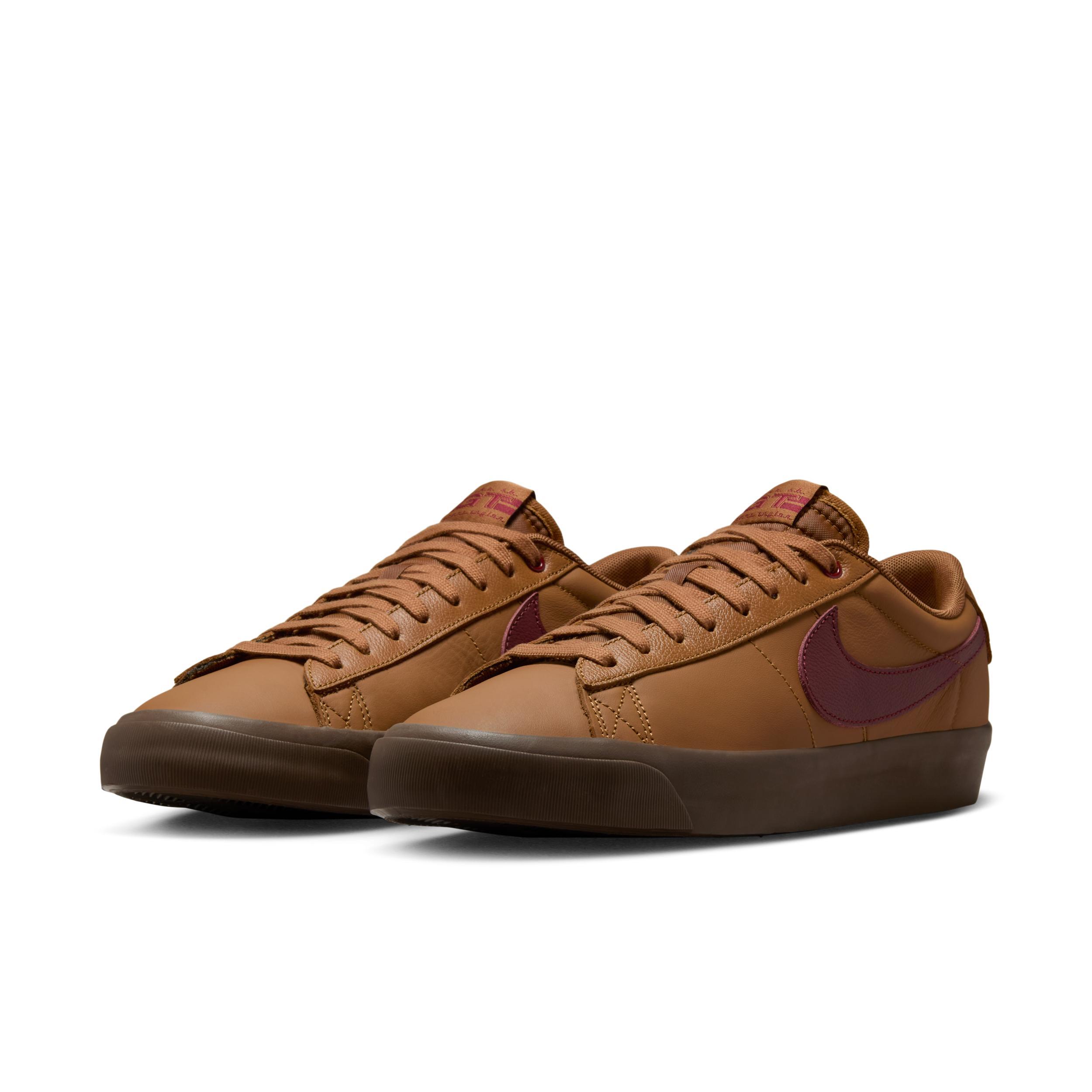 Men's Nike SB Blazer Low Pro GT Shoes Product Image