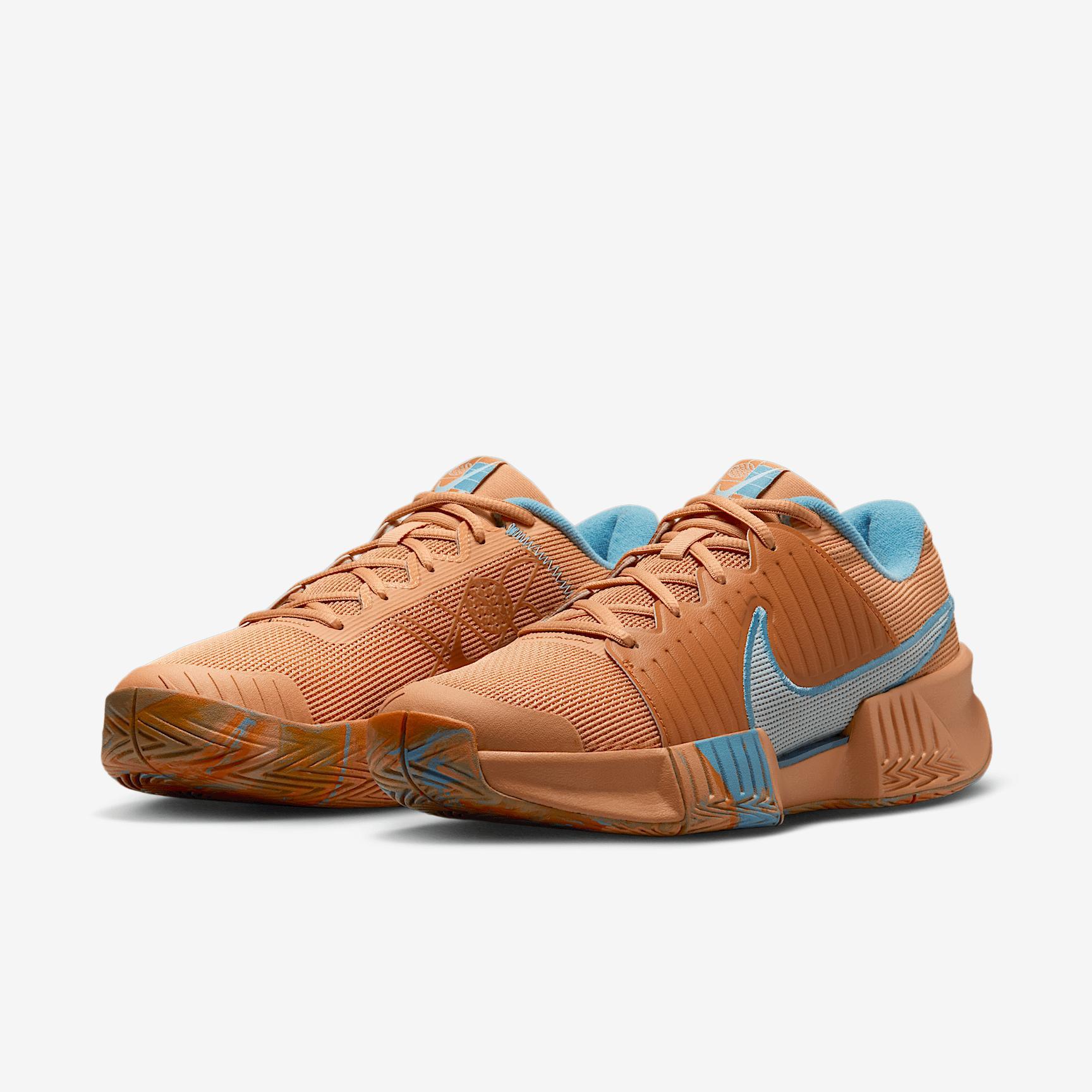 Nike Zoom Challenge Women's Pickleball Shoes Product Image