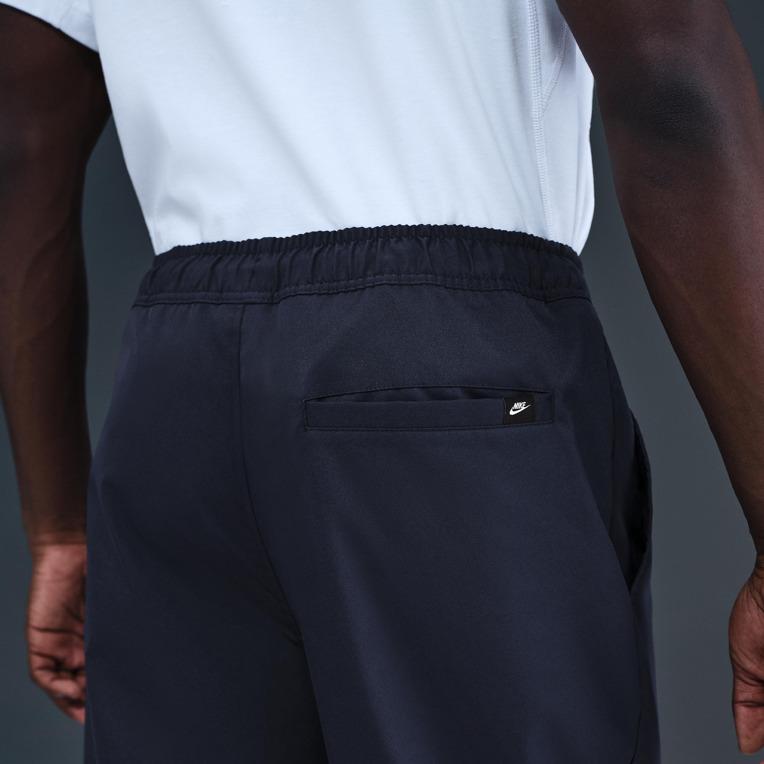 Nike Men's Club Woven Tapered Pants Product Image